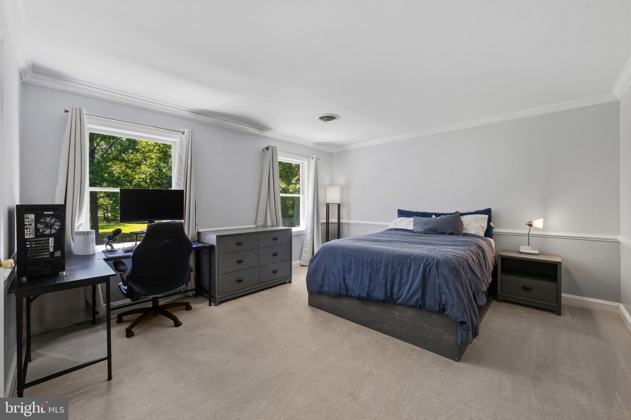 HERITAGE WOODS - Residential