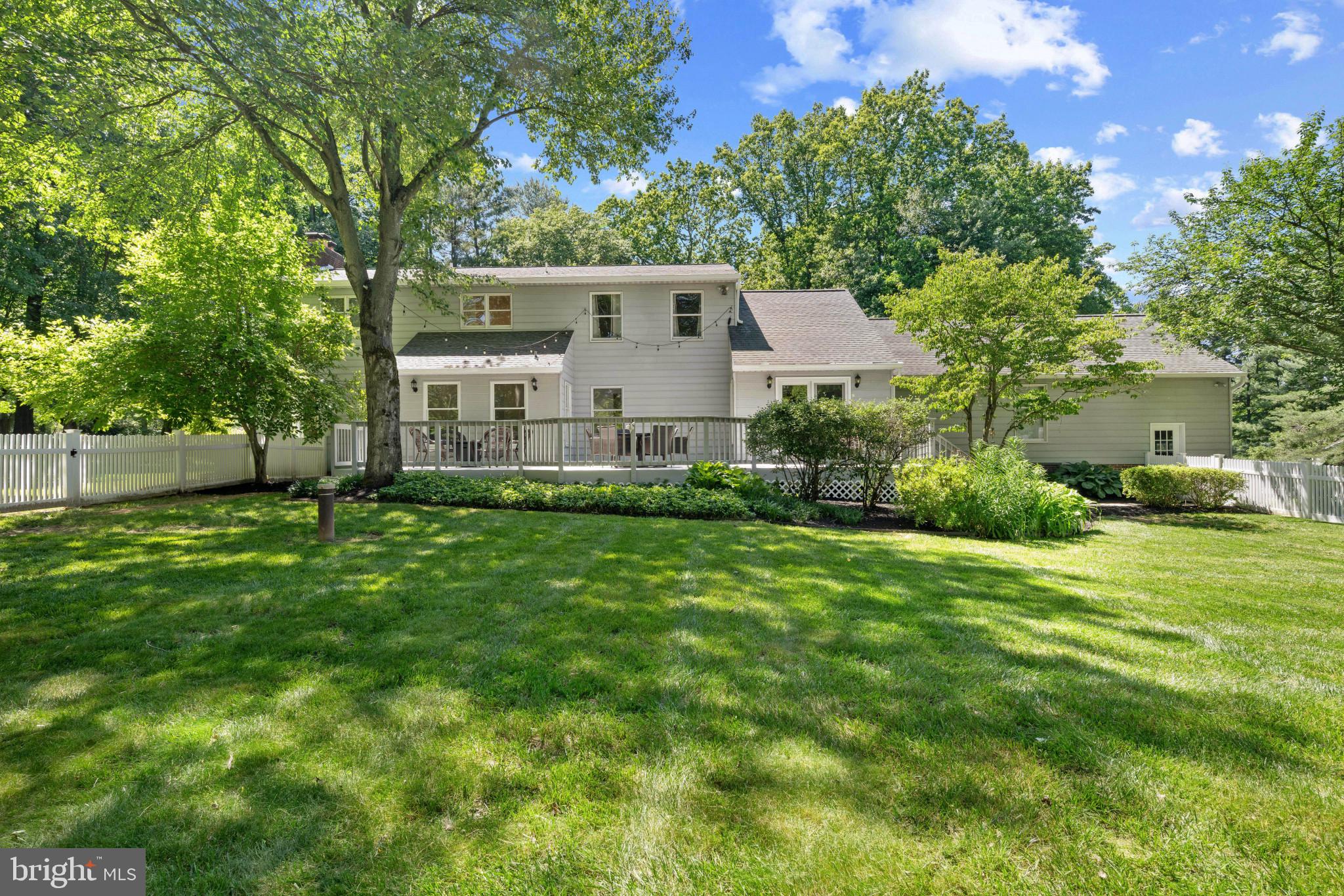 HERITAGE WOODS - Residential