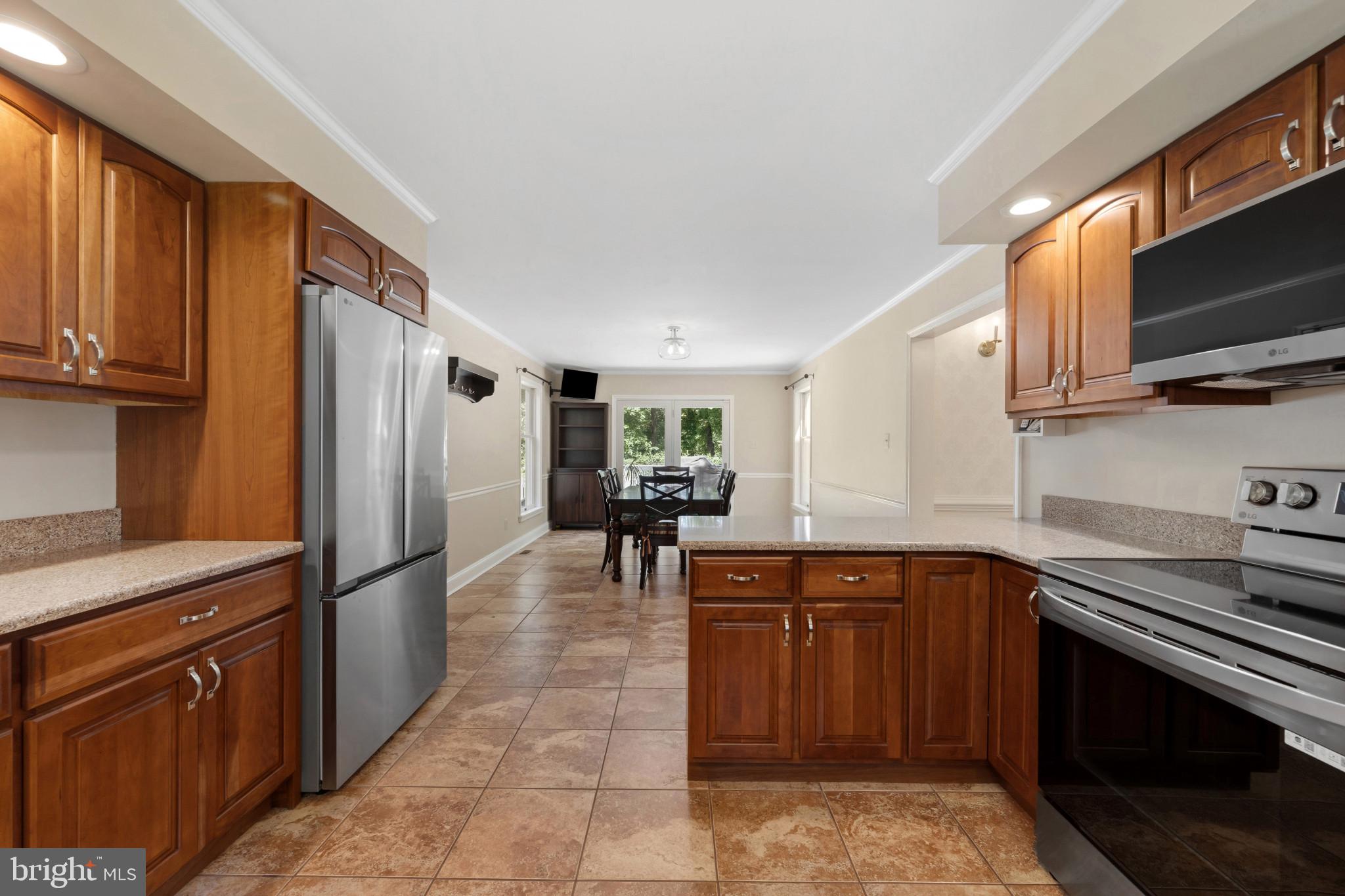 HERITAGE WOODS - Residential