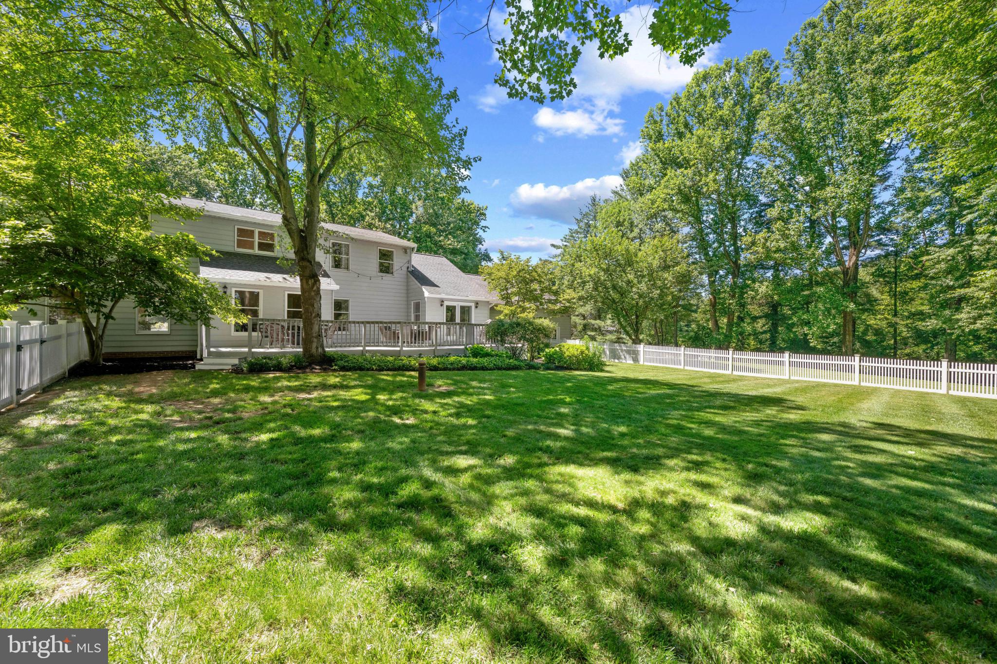 HERITAGE WOODS - Residential
