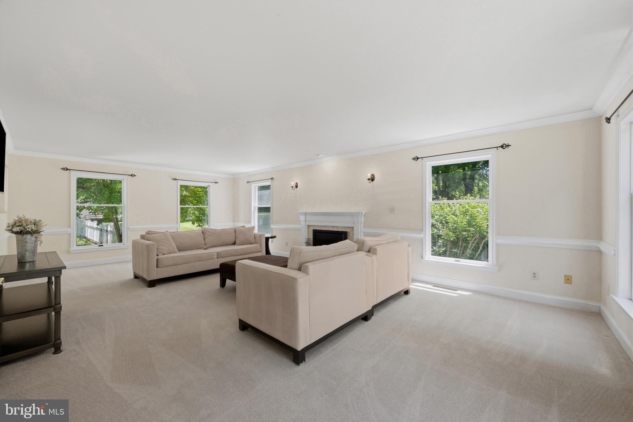 HERITAGE WOODS - Residential