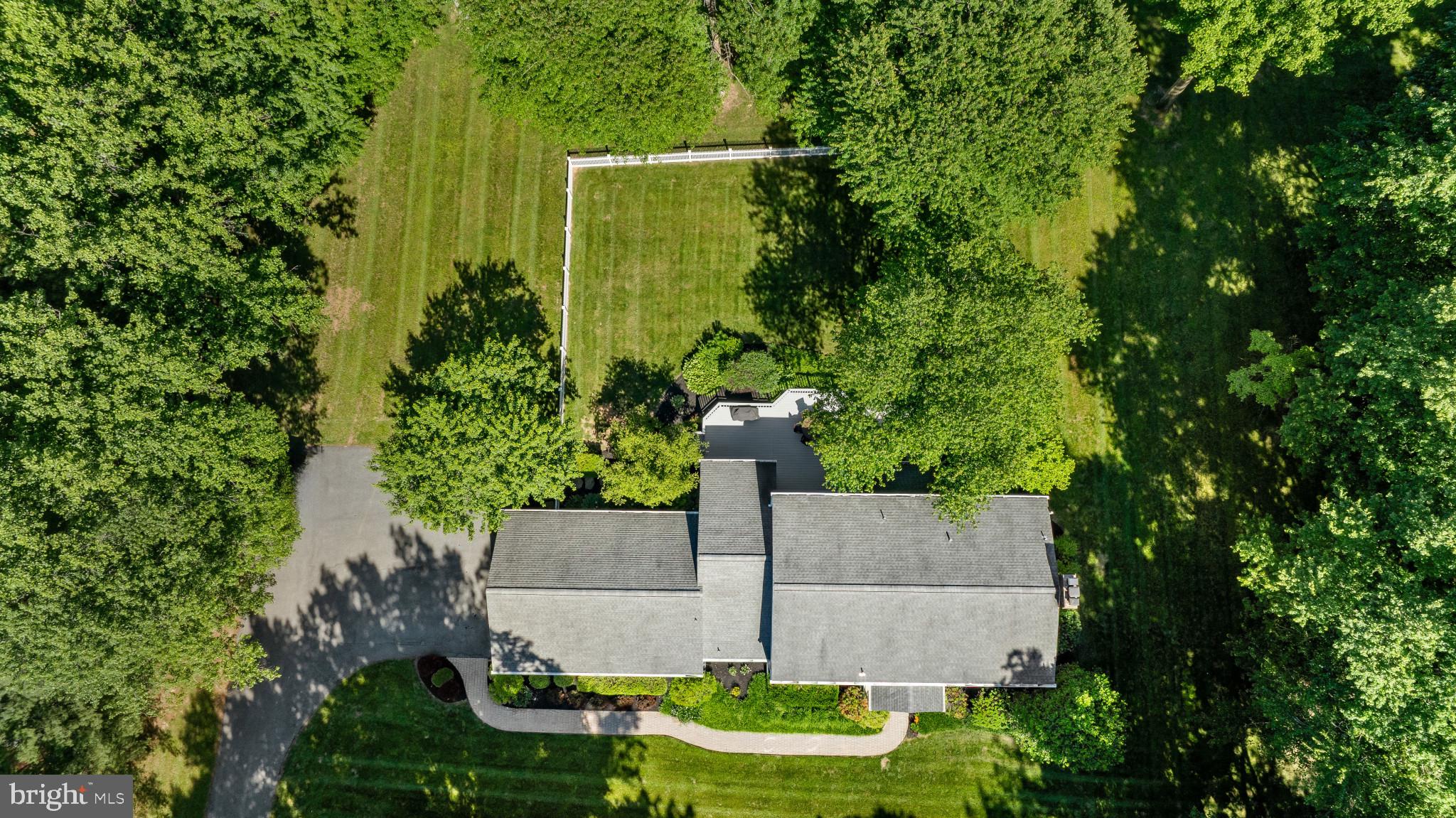 HERITAGE WOODS - Residential