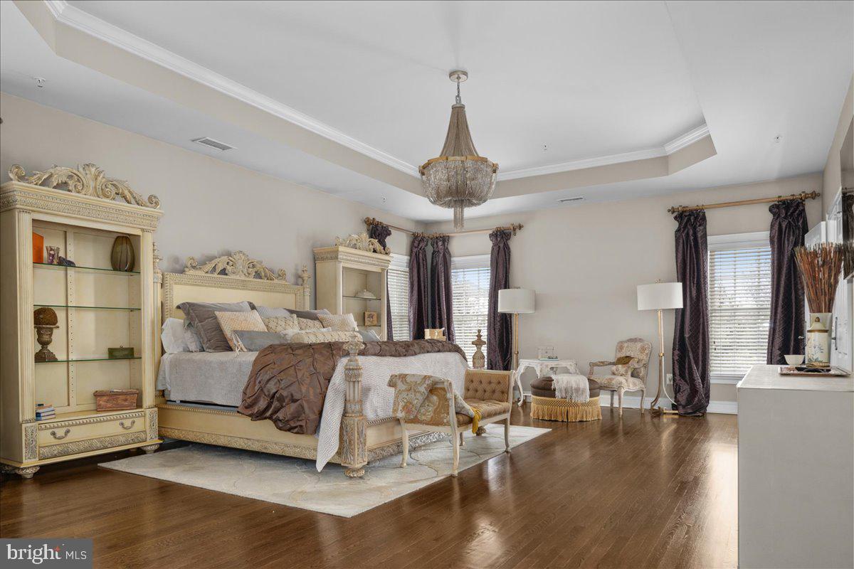 WARNER MEADOWS - Residential