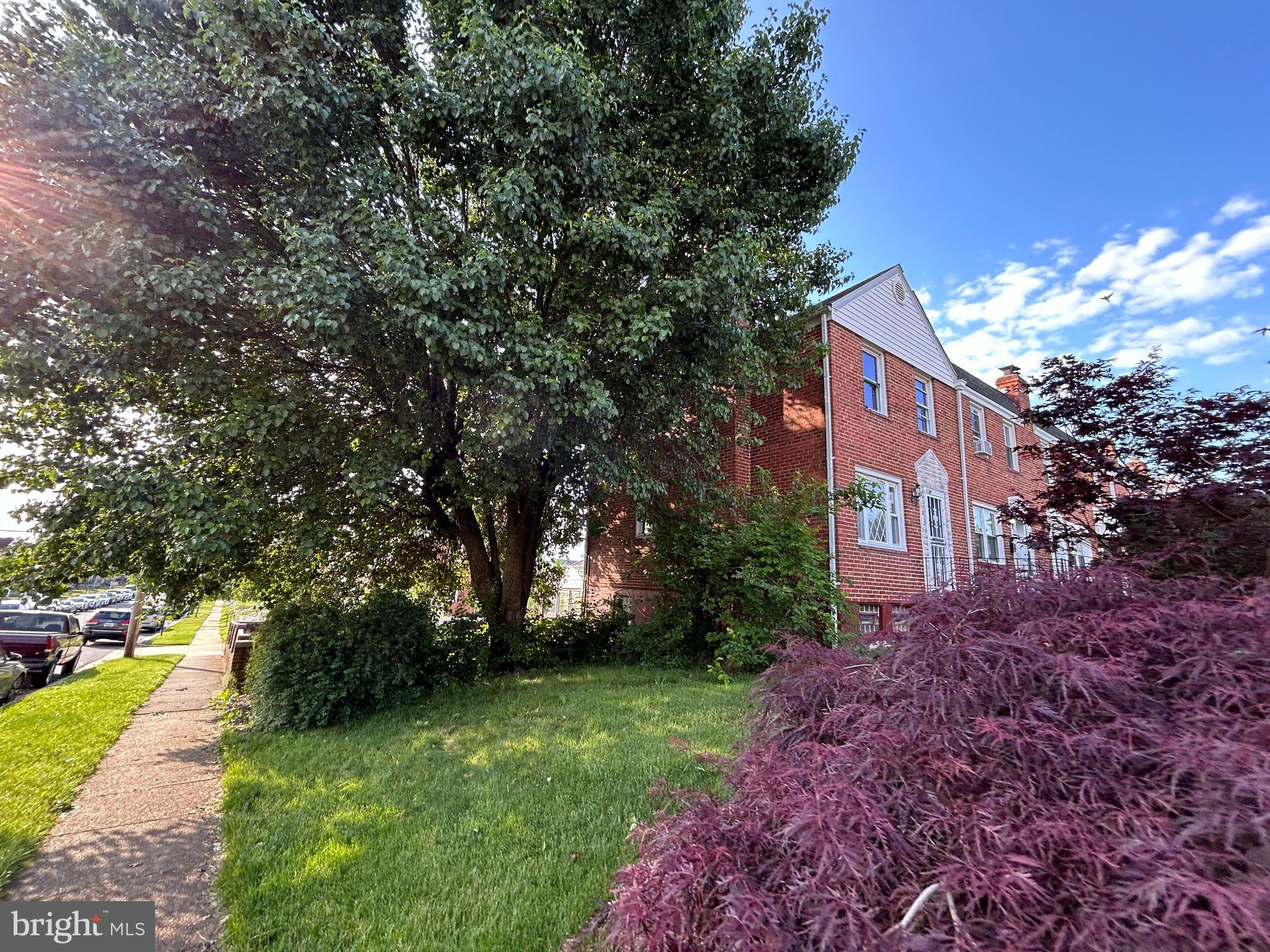 EASTFIELD - Residential