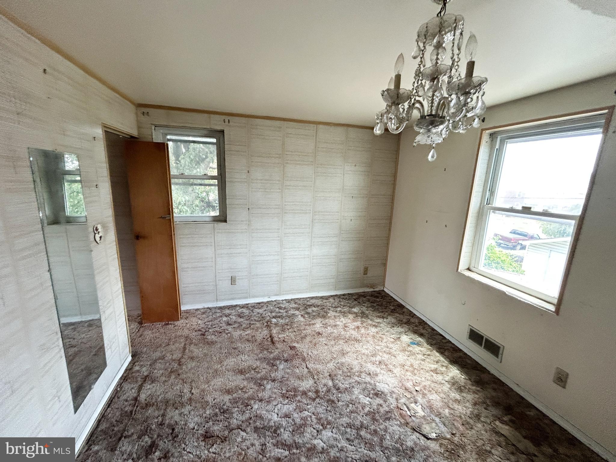 EASTFIELD - Residential