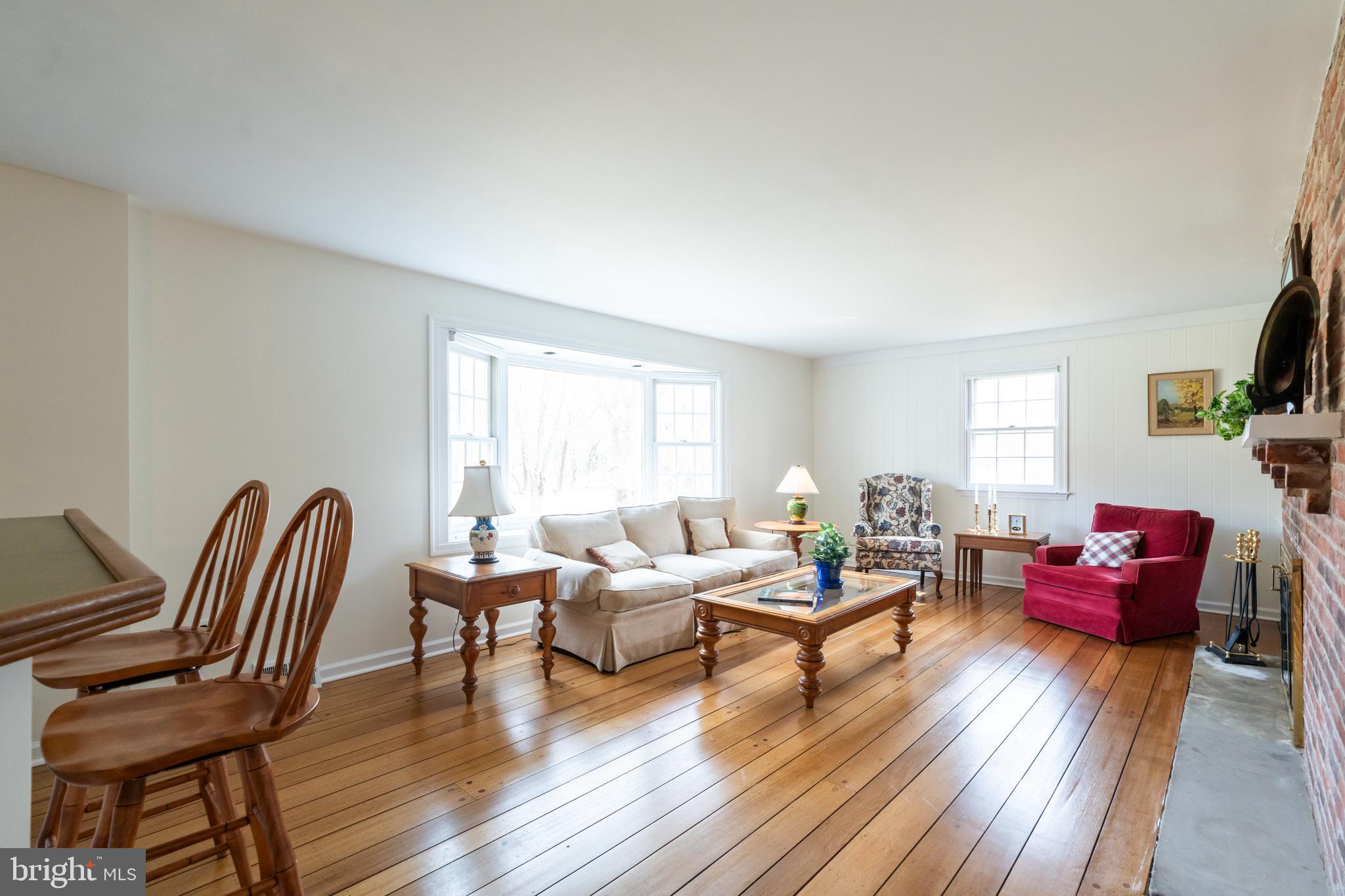 NEWTOWN SQ - Residential