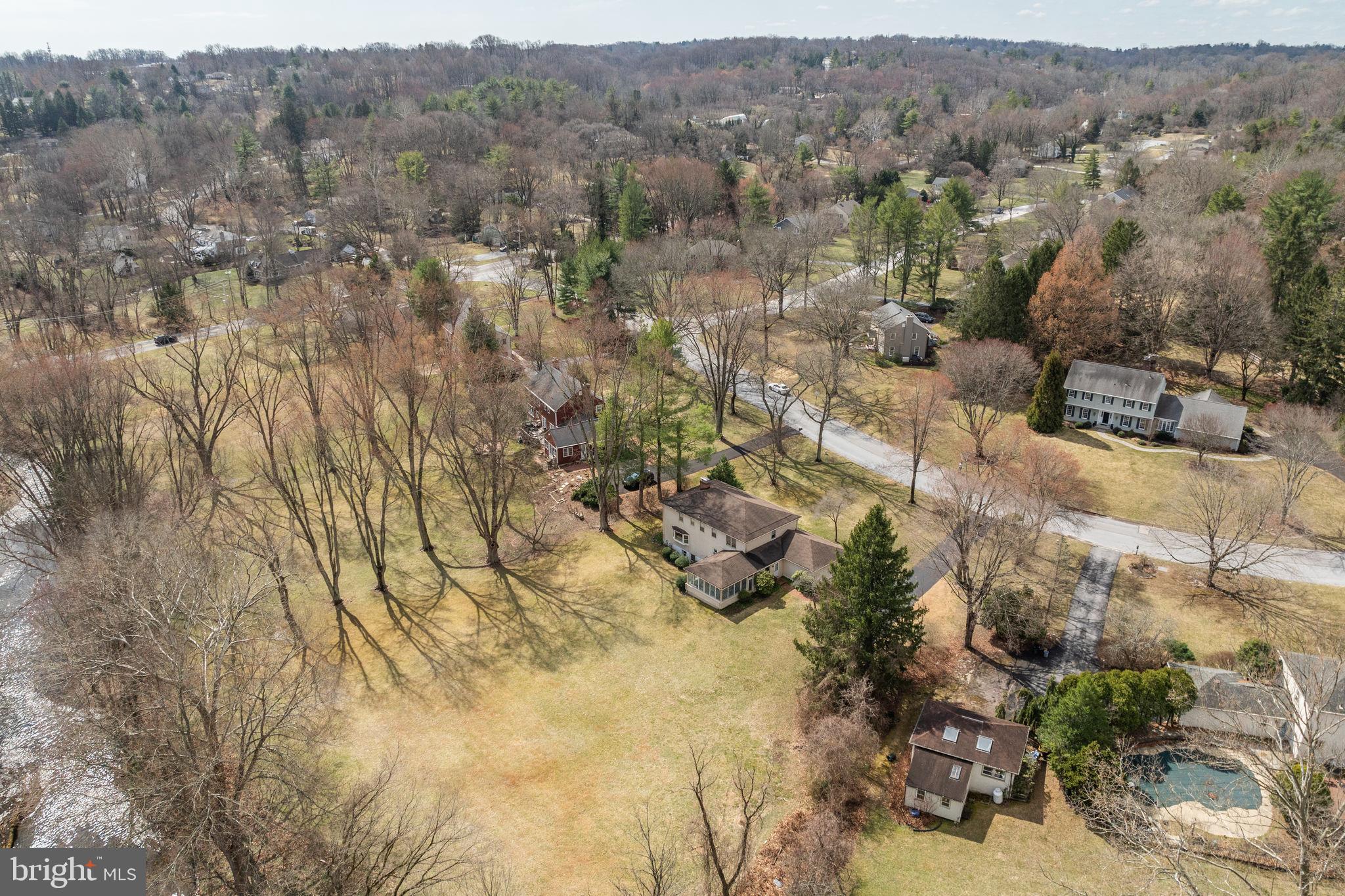 NEWTOWN SQ - Residential