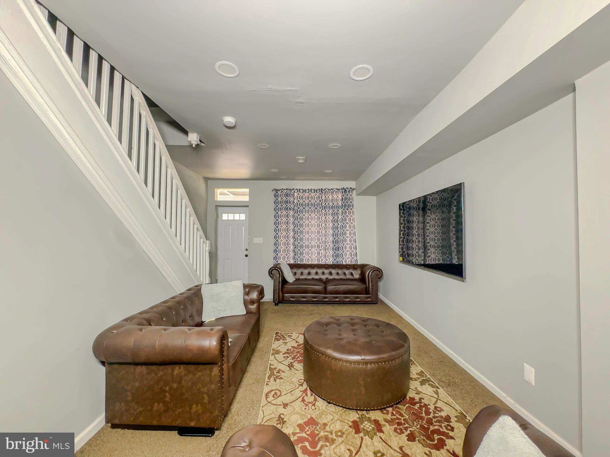 CARROLL-SOUTH HILTON - Residential