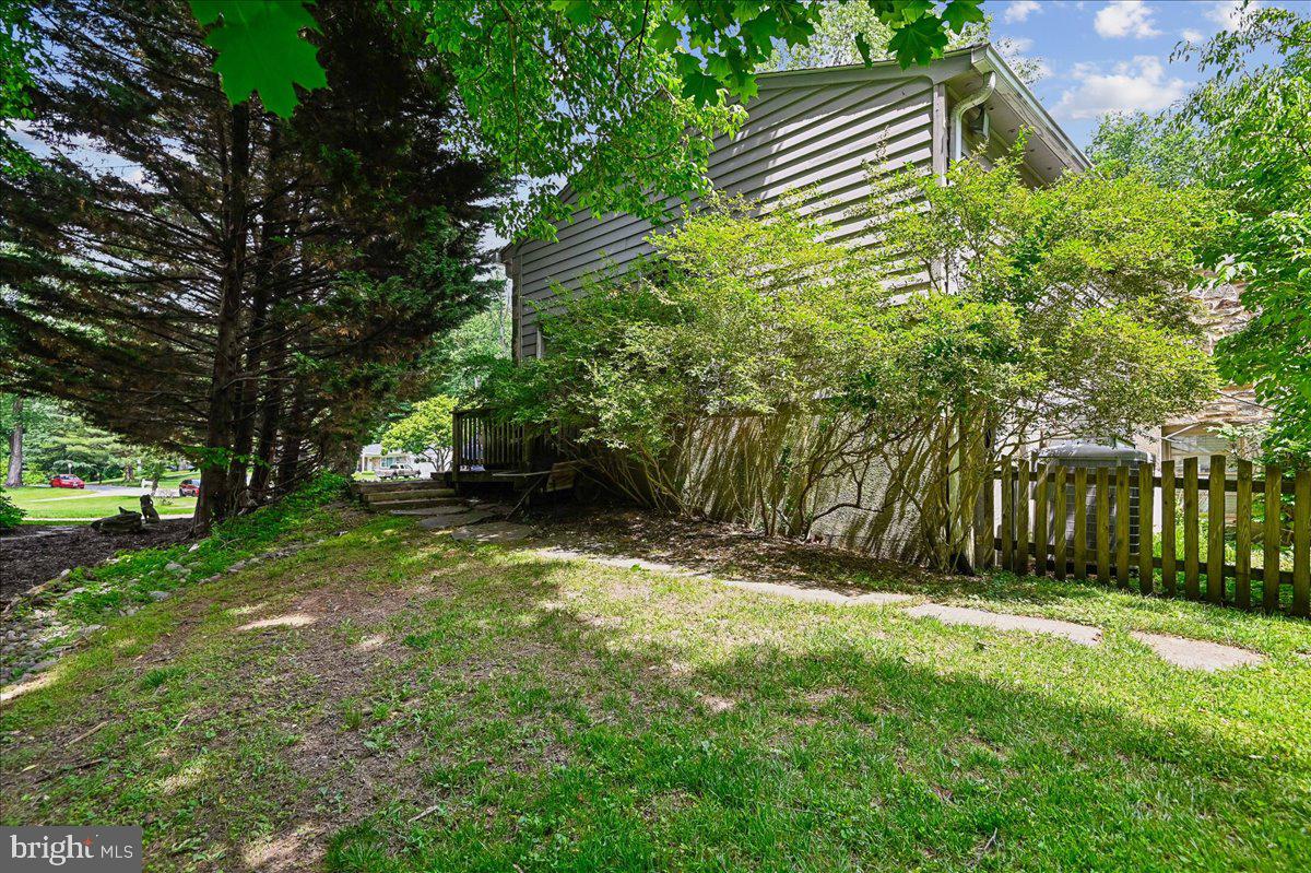 HAMPTON VILLAGE - Residential