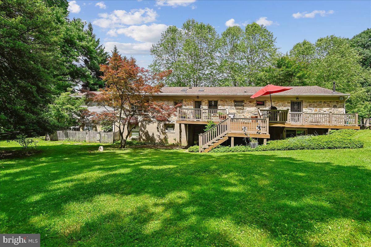 HAMPTON VILLAGE - Residential