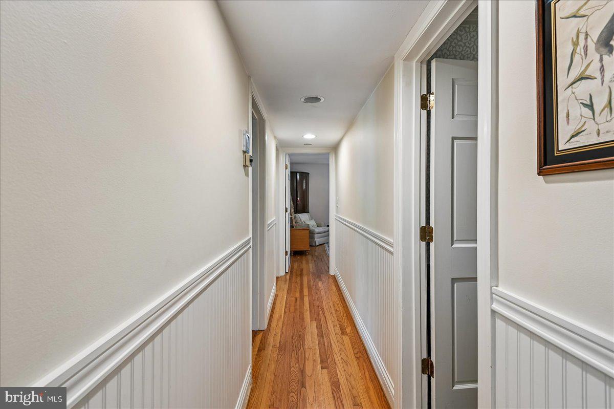 HAMPTON VILLAGE - Residential