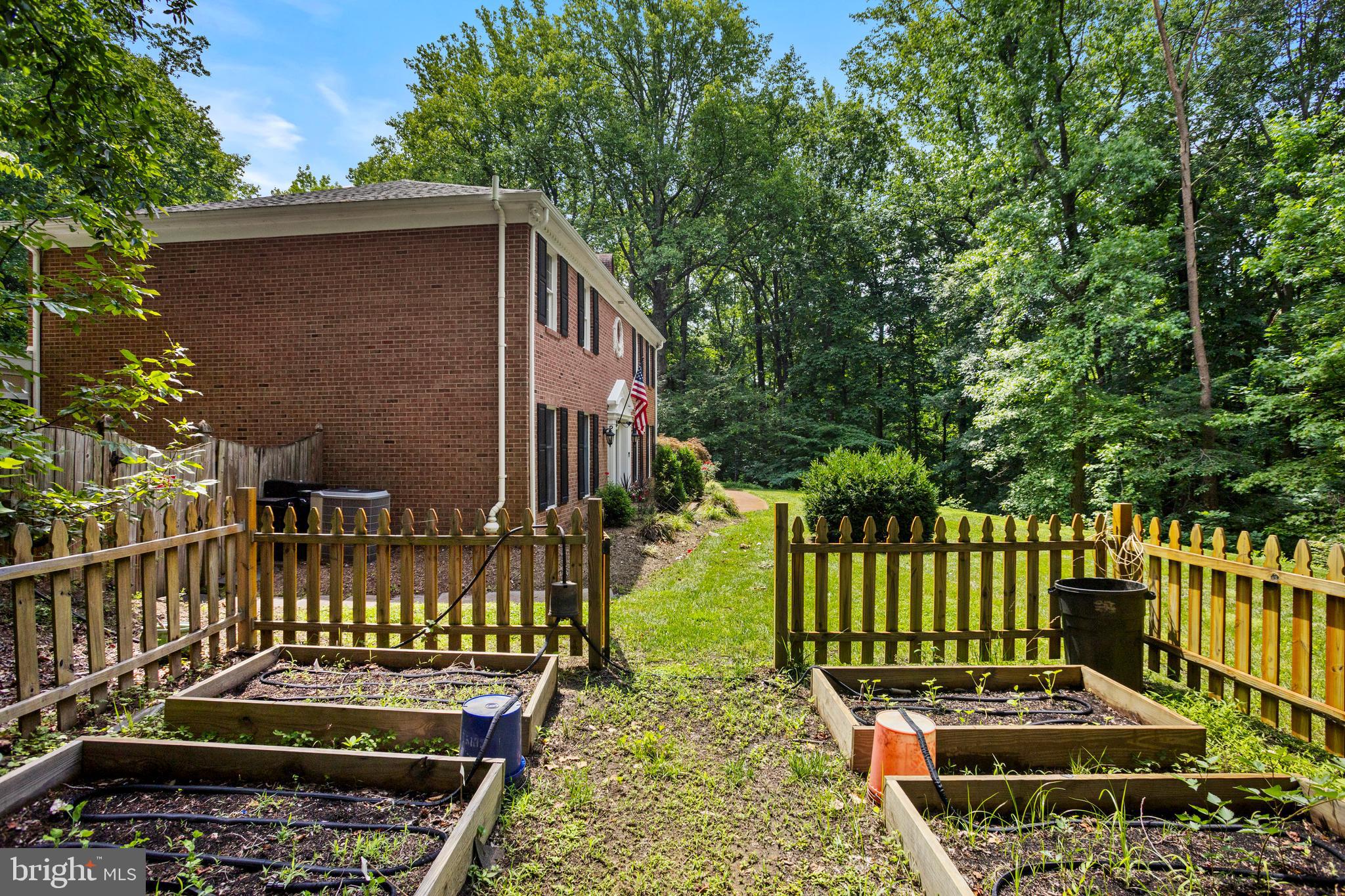 HARBOR HILLS - Residential
