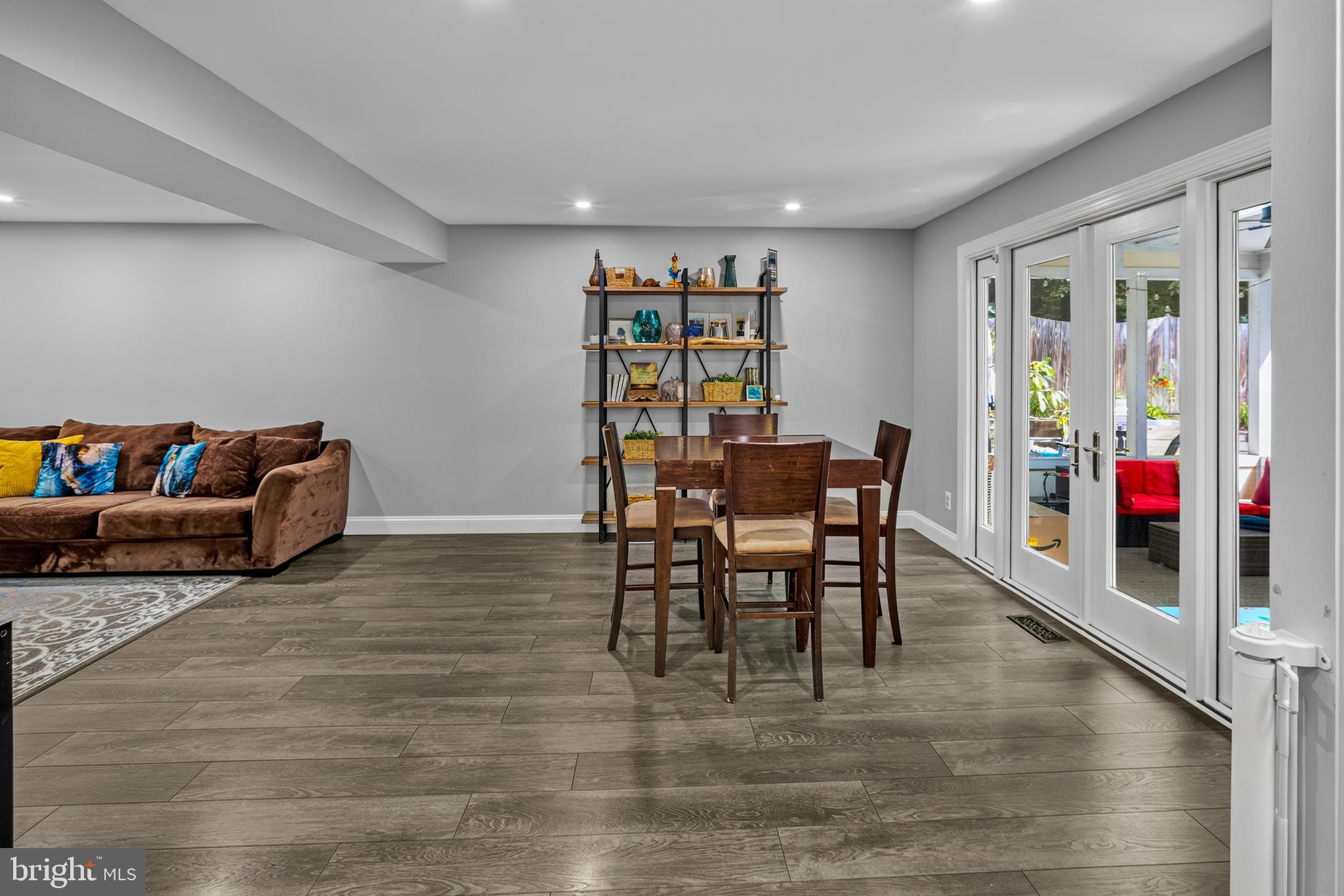 HARBOR HILLS - Residential