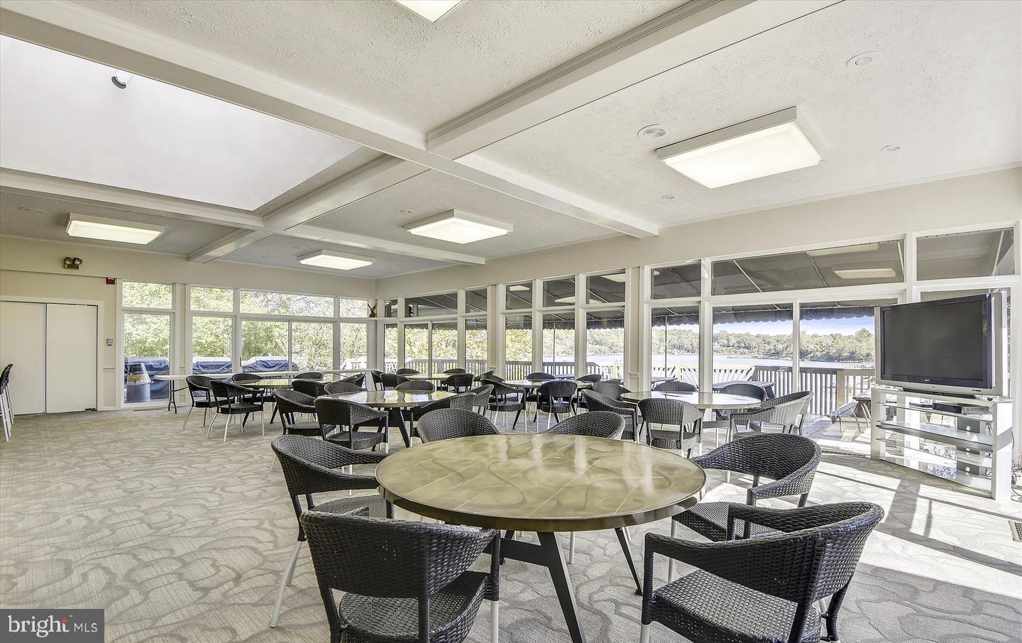HARBOR HILLS - Residential