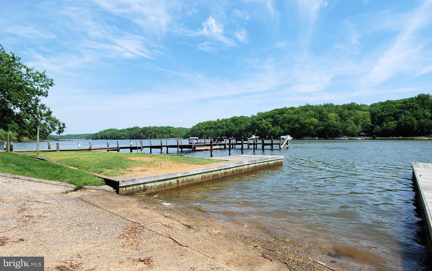 HARBOR HILLS - Residential