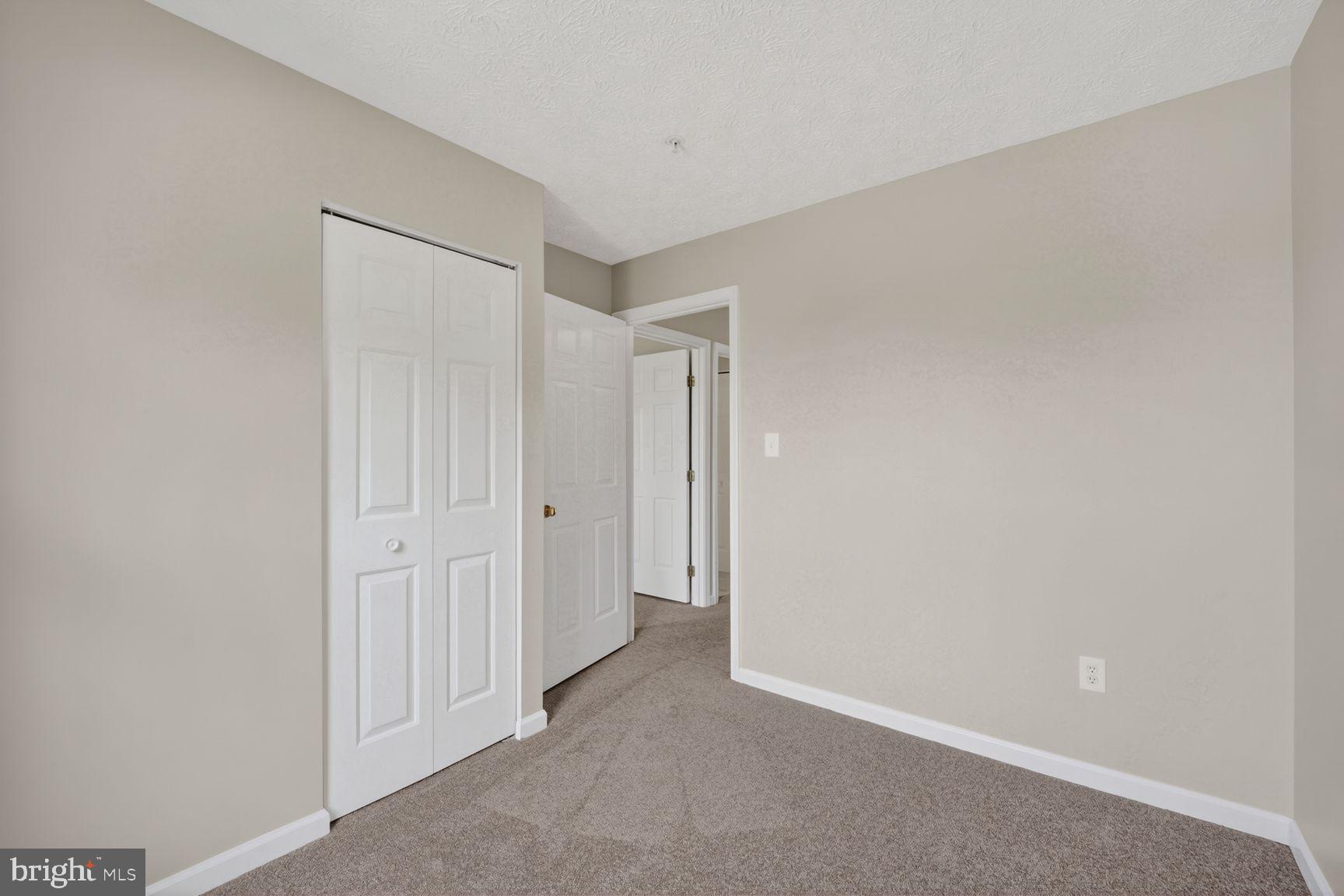 PINEY ORCHARD - Residential
