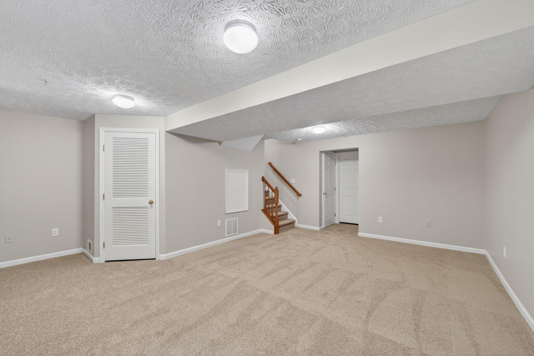 PINEY ORCHARD - Residential