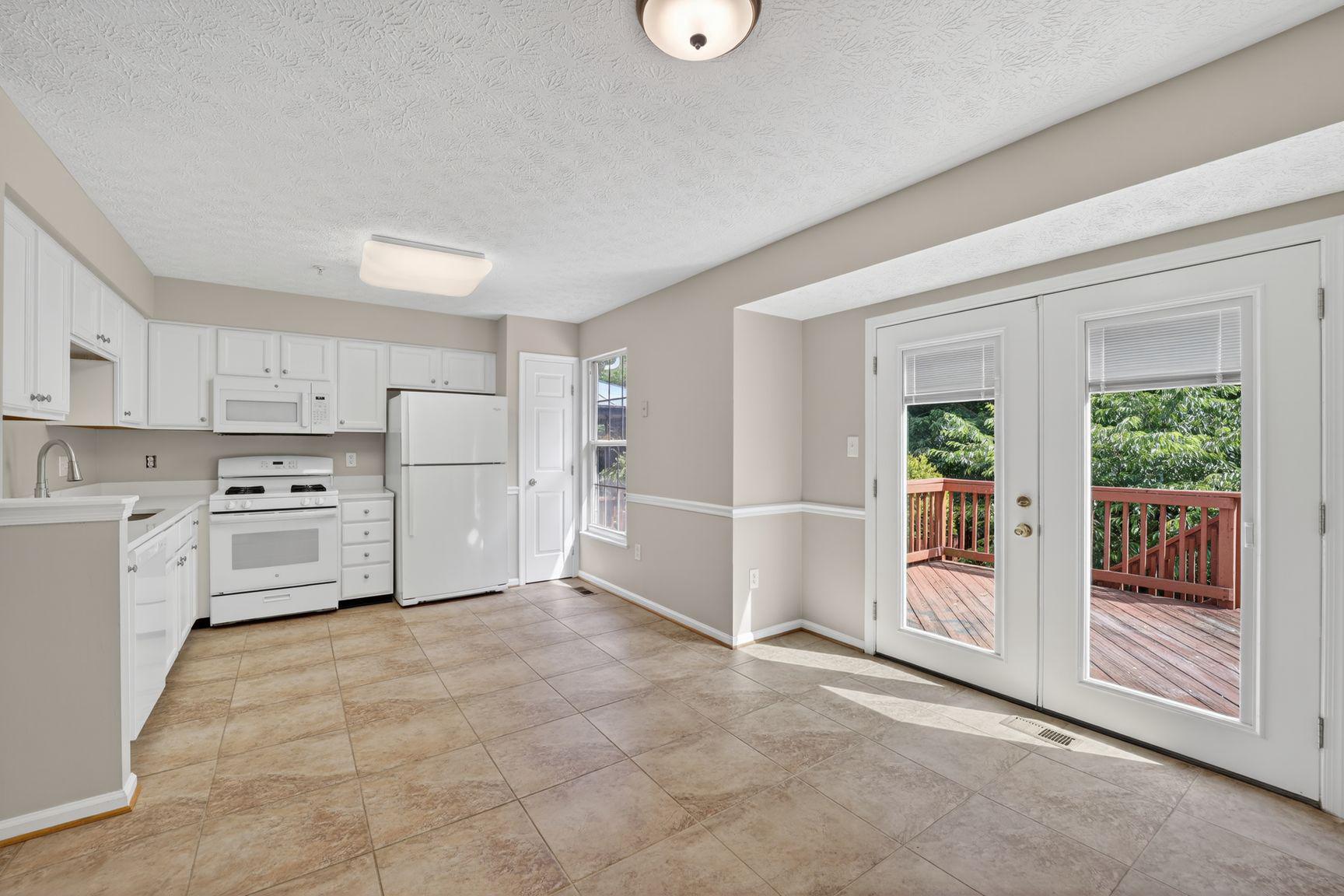 PINEY ORCHARD - Residential