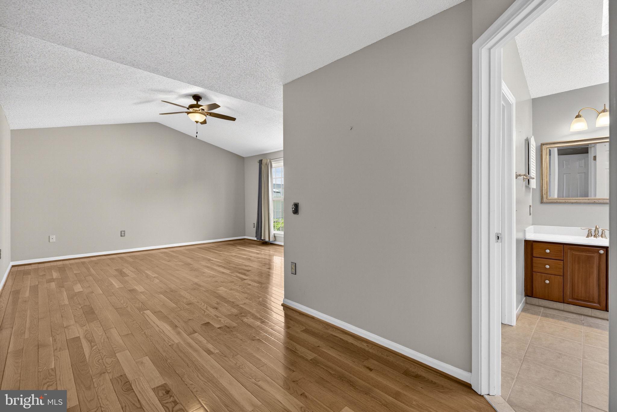 OAKENSHAW ESTATES - Residential