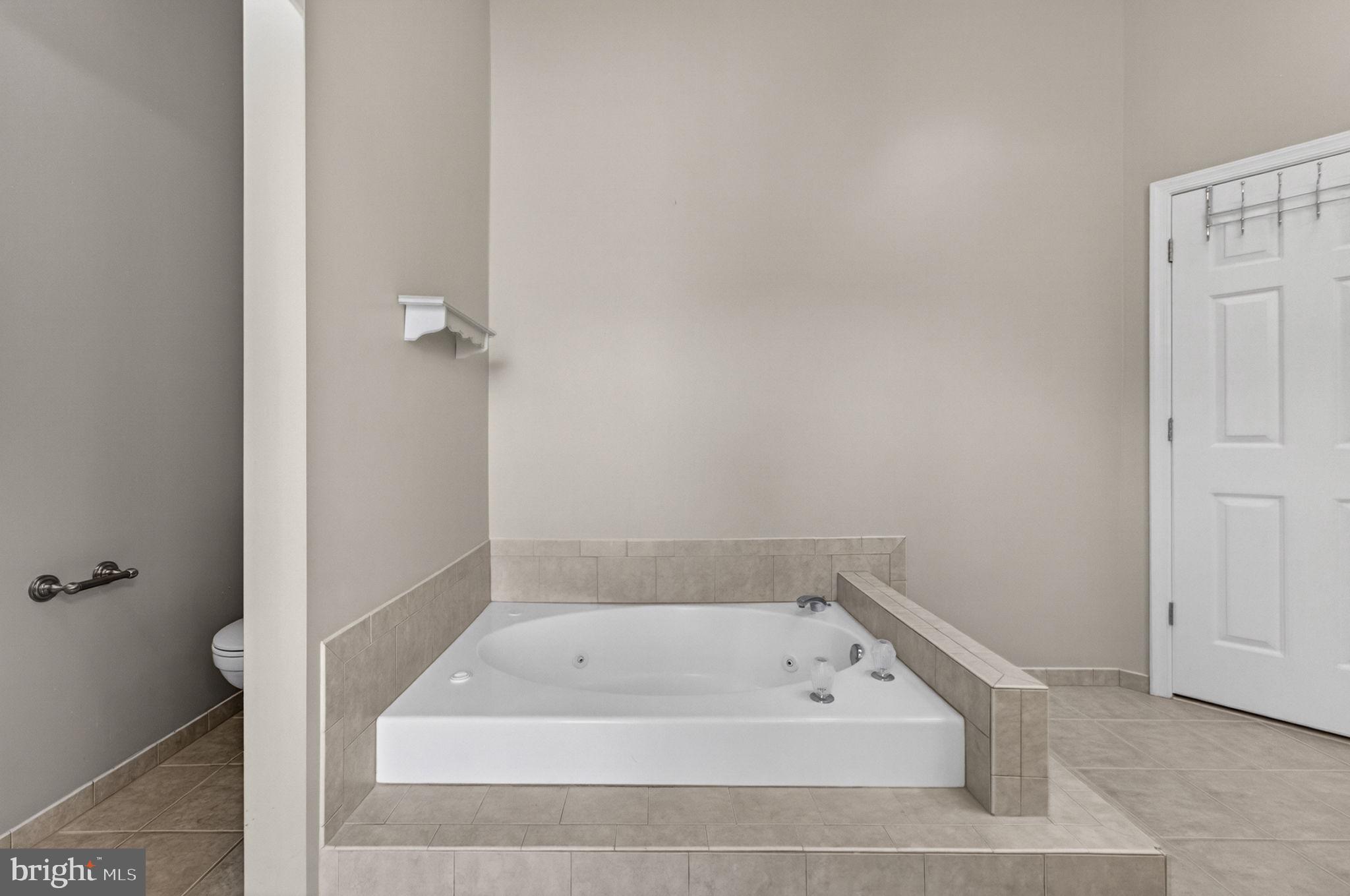 OAKENSHAW ESTATES - Residential