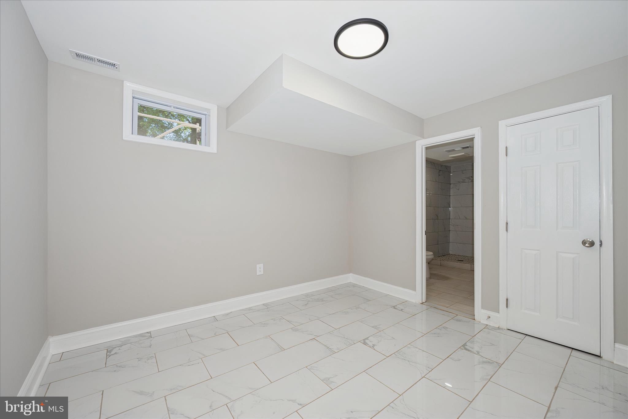 BURNT MILLS KNOLLS - Residential