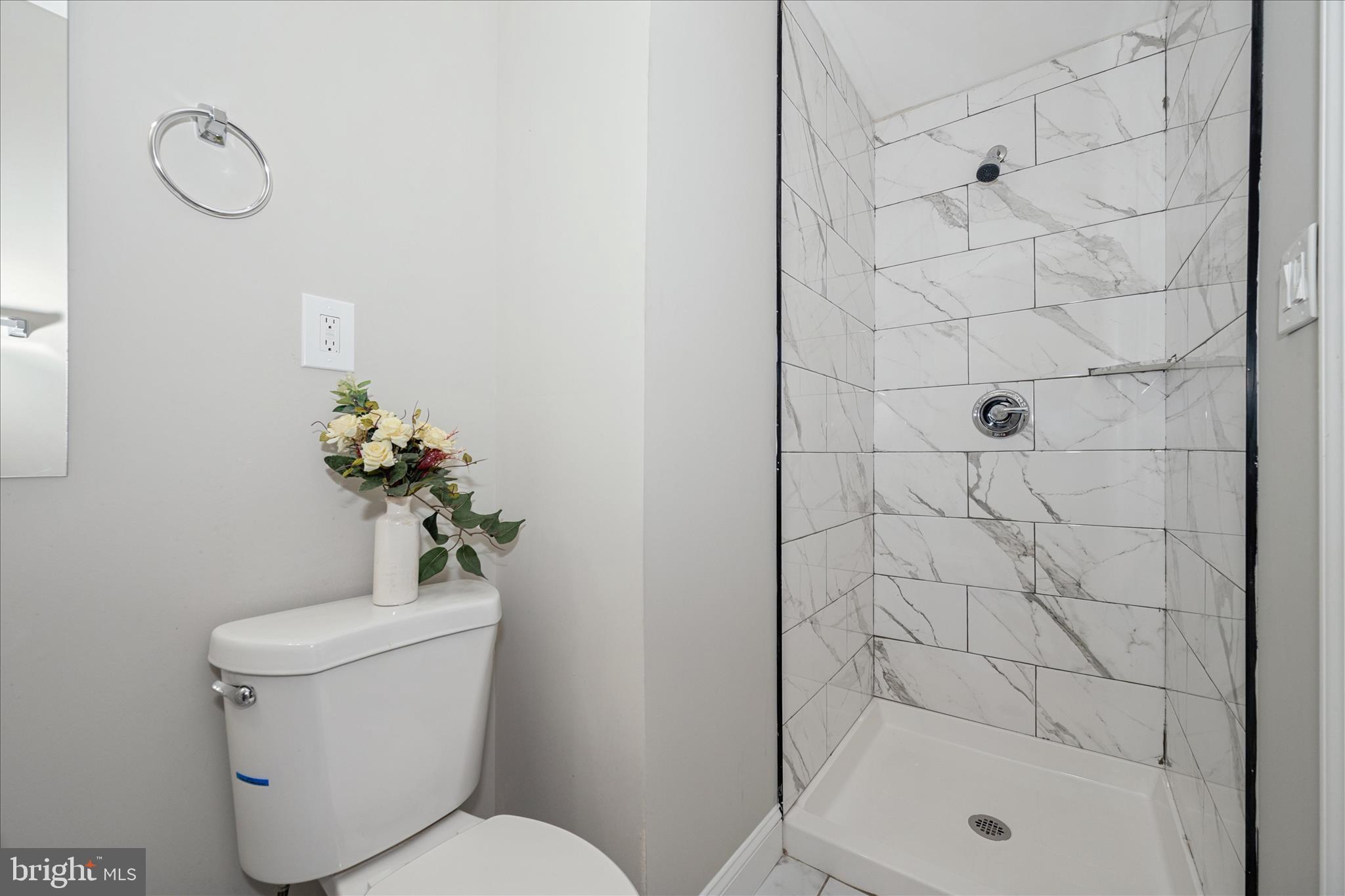 BURNT MILLS KNOLLS - Residential