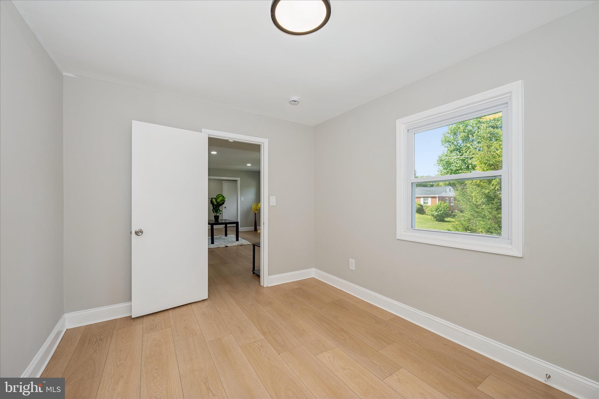 BURNT MILLS KNOLLS - Residential
