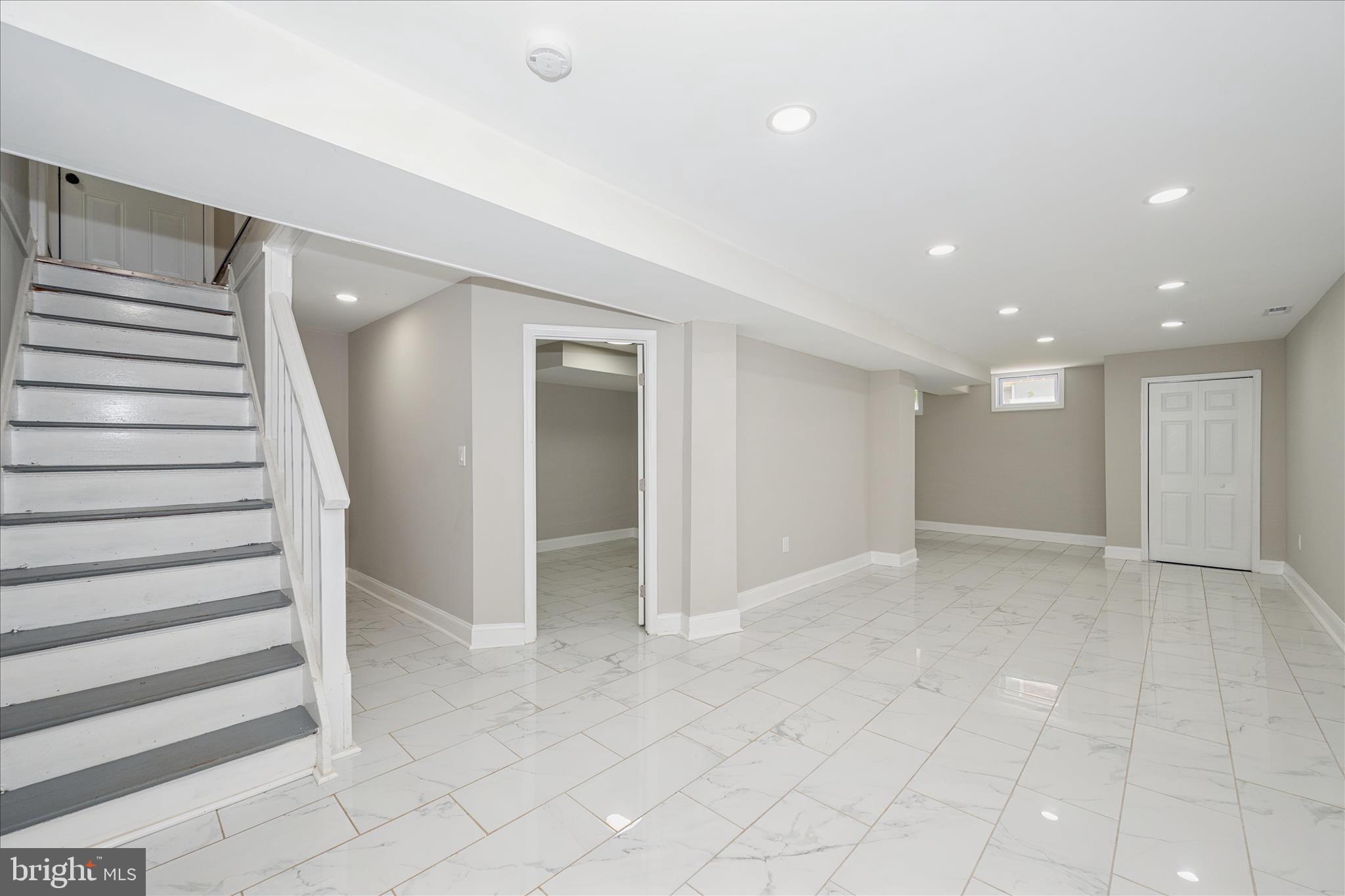BURNT MILLS KNOLLS - Residential
