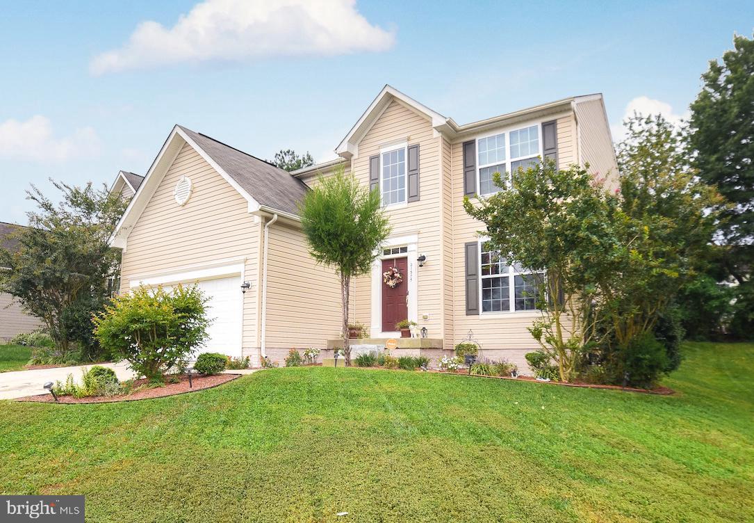 WESTBURY - Residential Lease