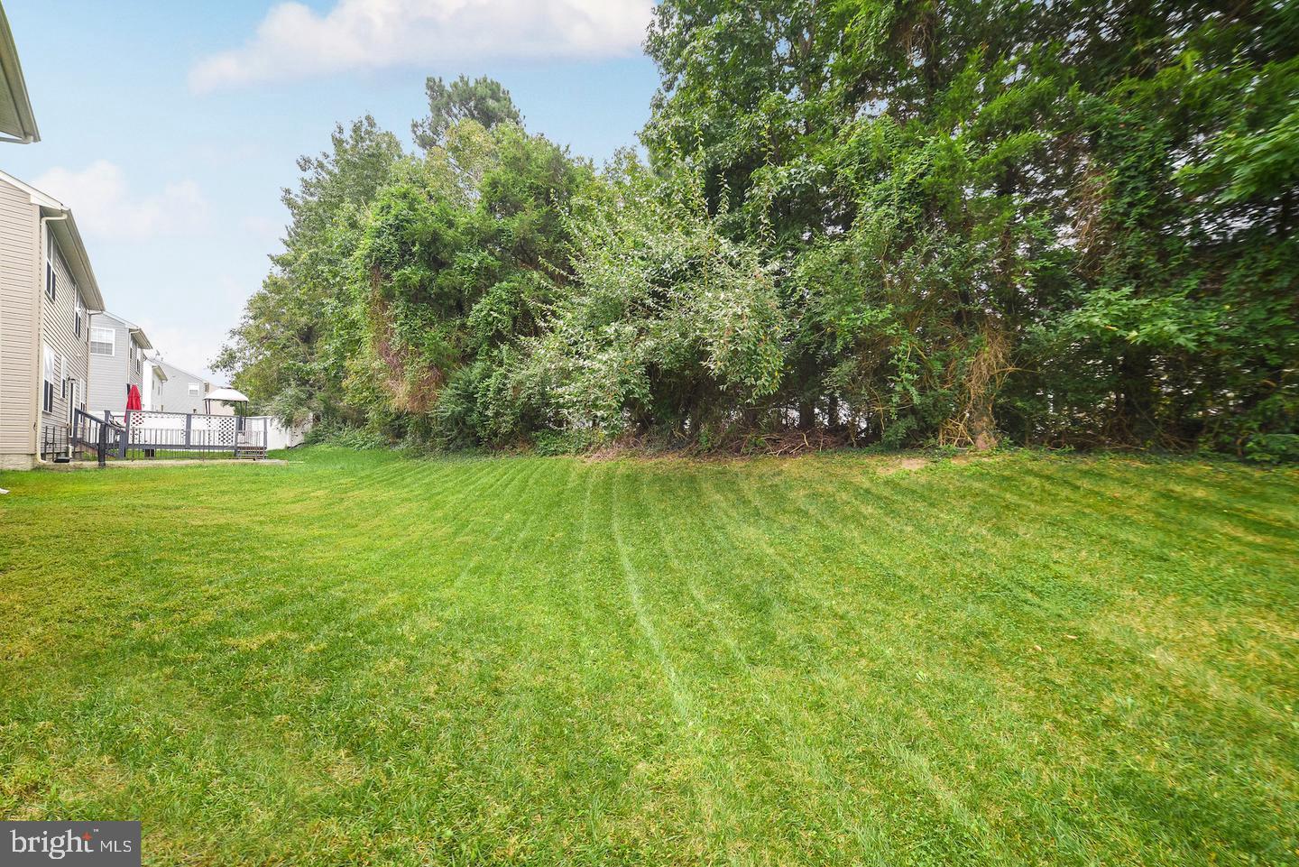 WESTBURY - Residential Lease