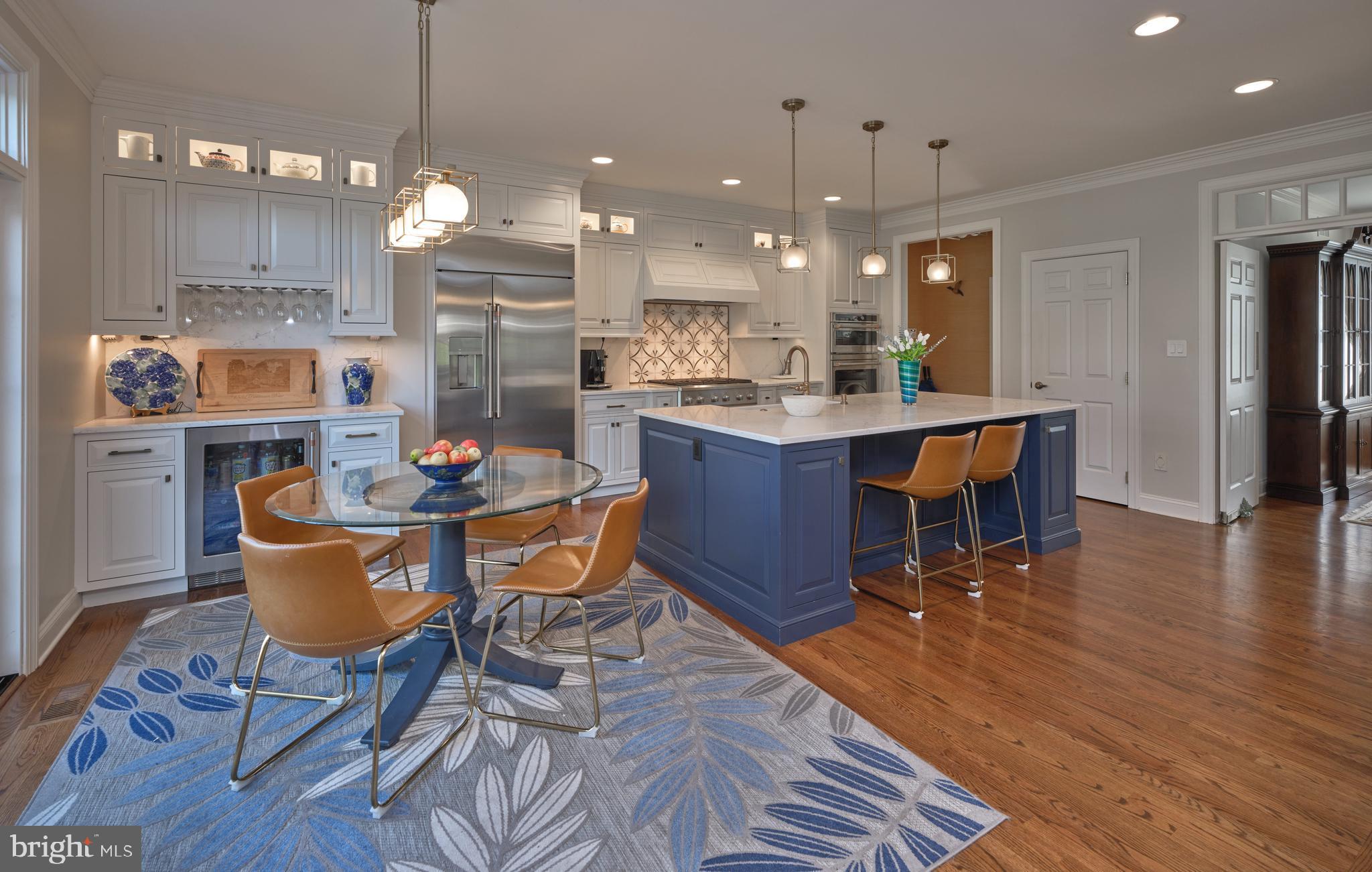 LAUREL BROOK - Residential