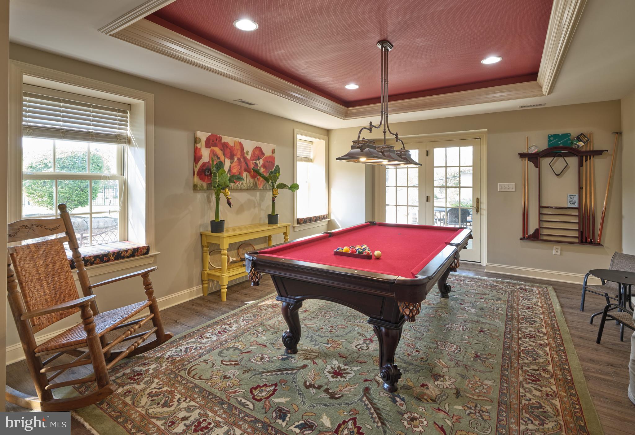 LAUREL BROOK - Residential