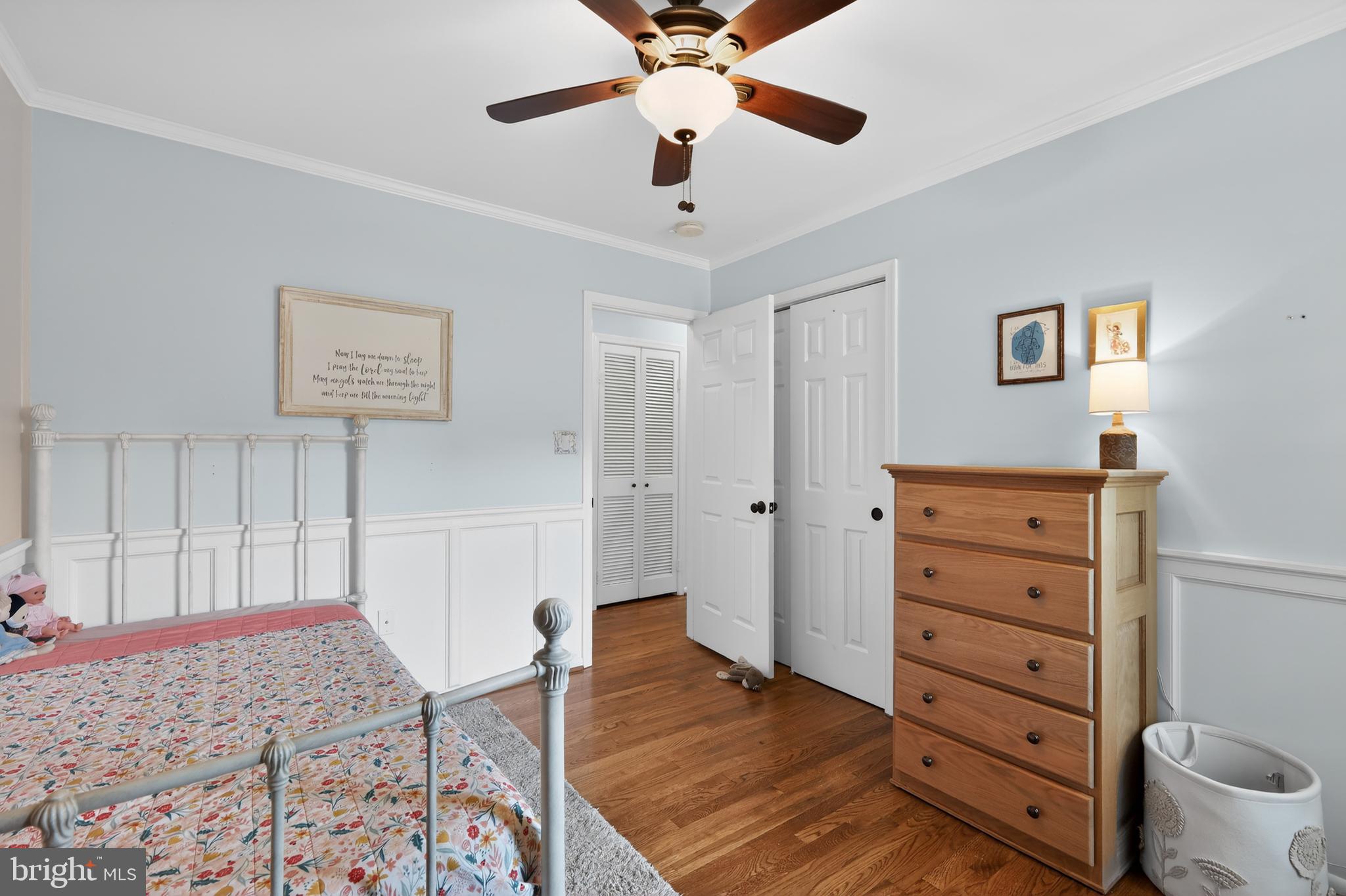 WILLIAMSBURG VILLAGE - Residential