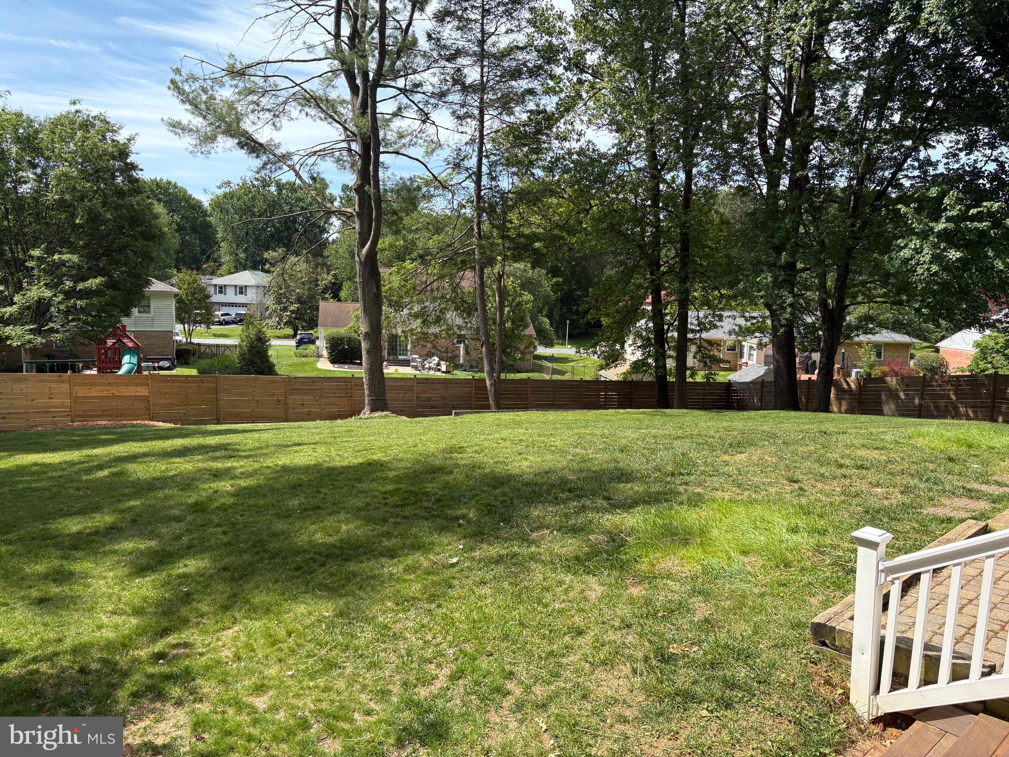 WILLIAMSBURG VILLAGE - Residential