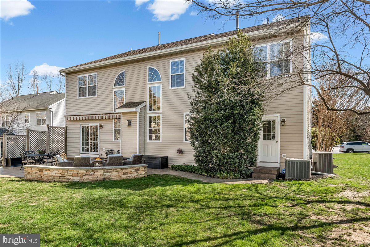 BRANDYWINE @ THORN - Residential