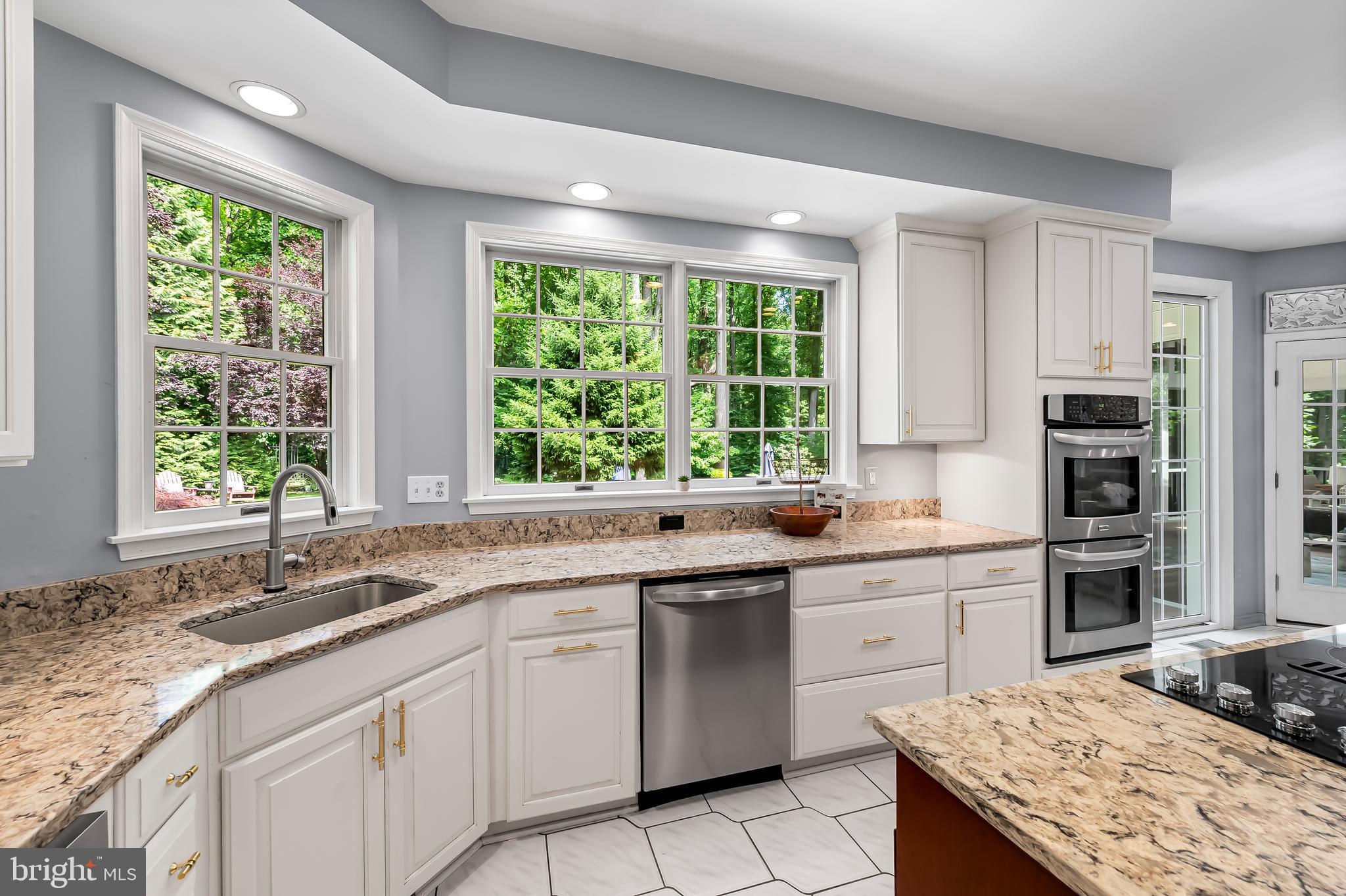 KINGSVILLE - Residential