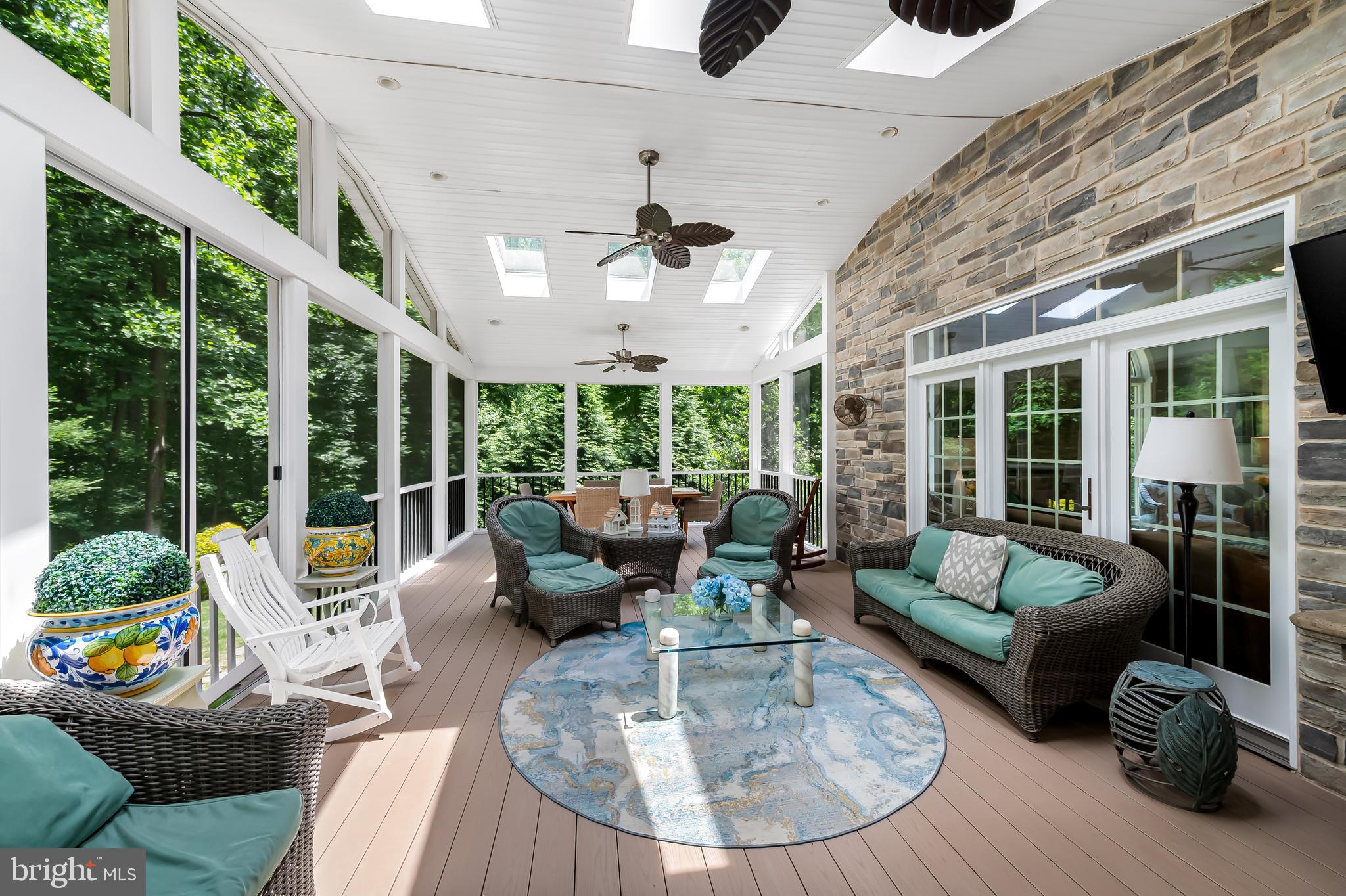 KINGSVILLE - Residential