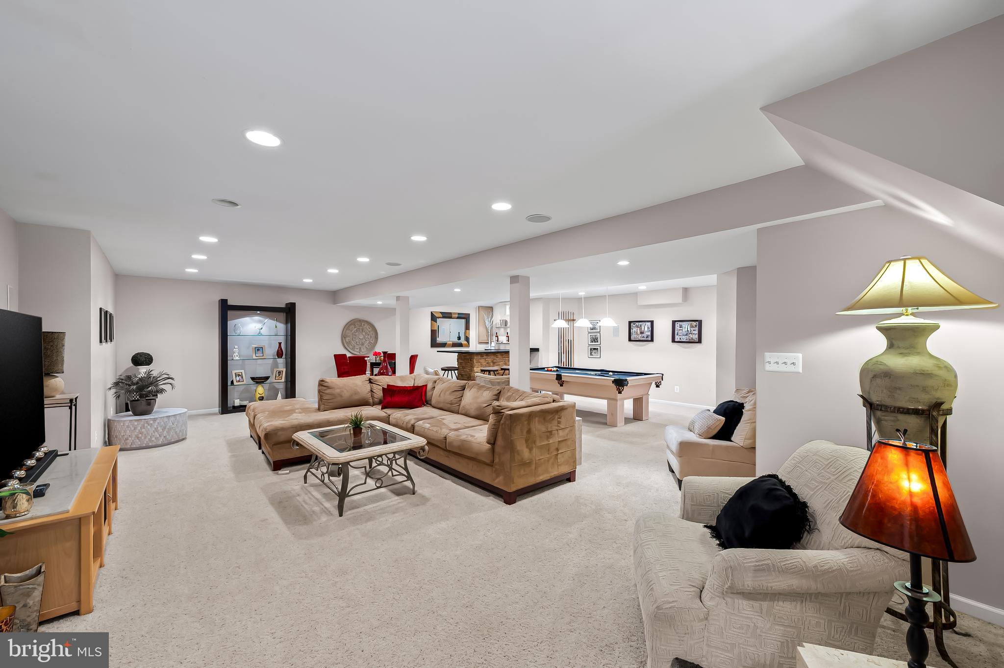 KINGSVILLE - Residential