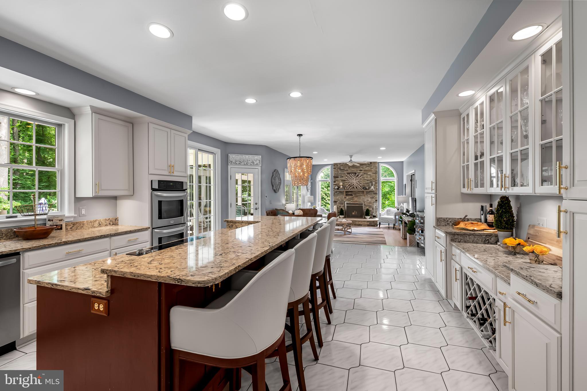KINGSVILLE - Residential