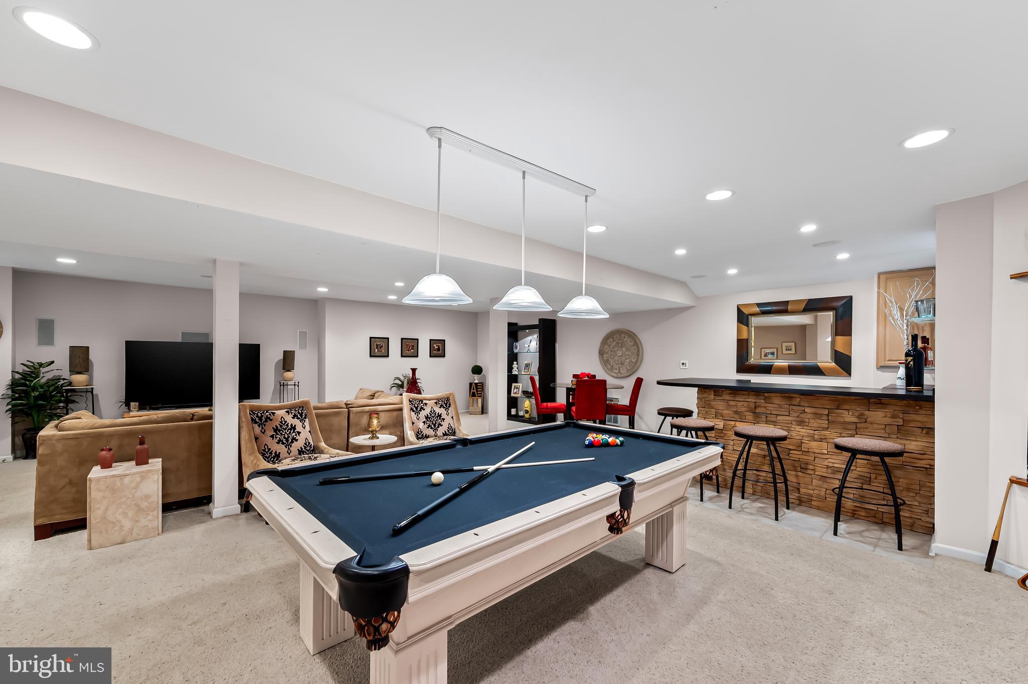 KINGSVILLE - Residential