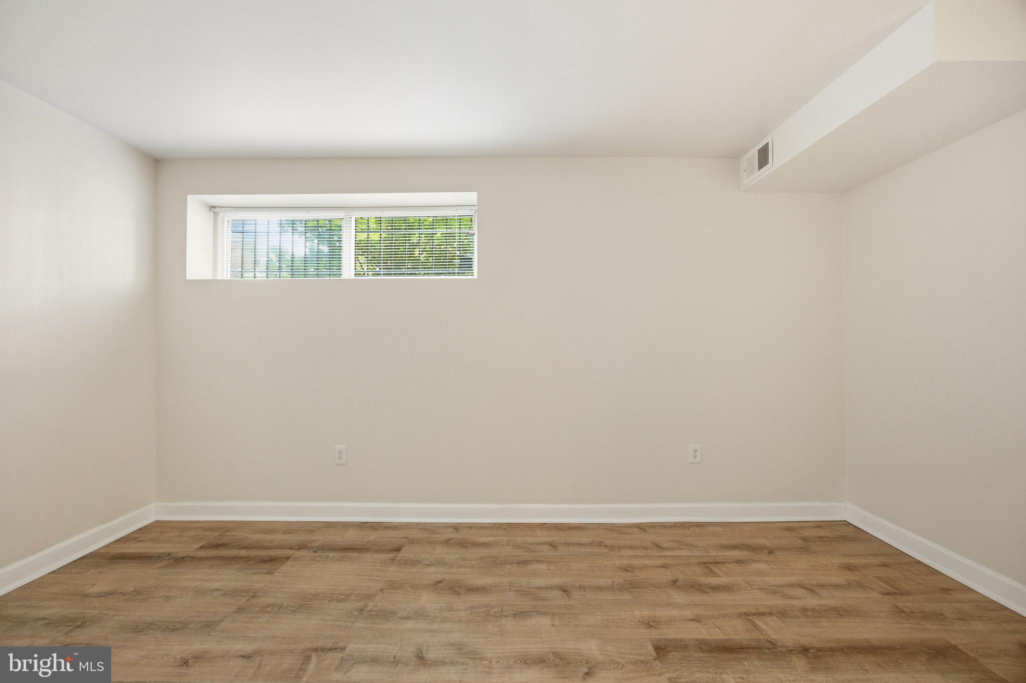 HILL CREST - Residential