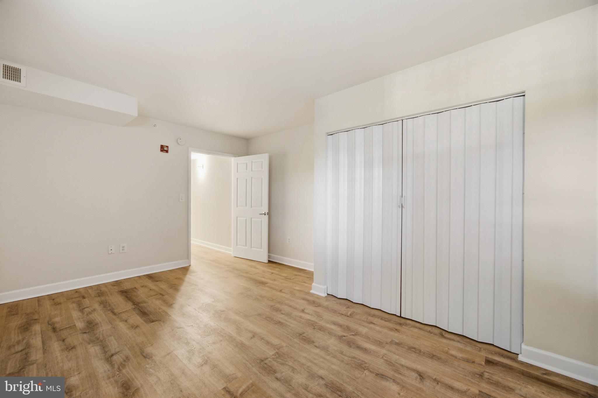HILL CREST - Residential