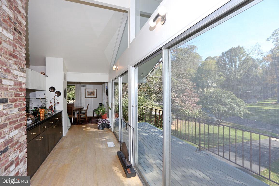BANNOCKBURN ESTATES - Residential