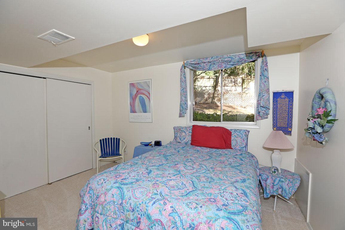 BANNOCKBURN ESTATES - Residential