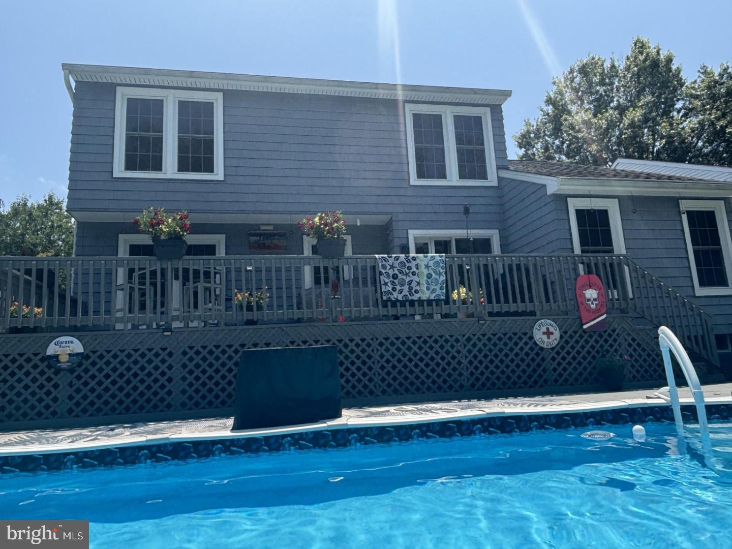 RIVERSIDE - Residential