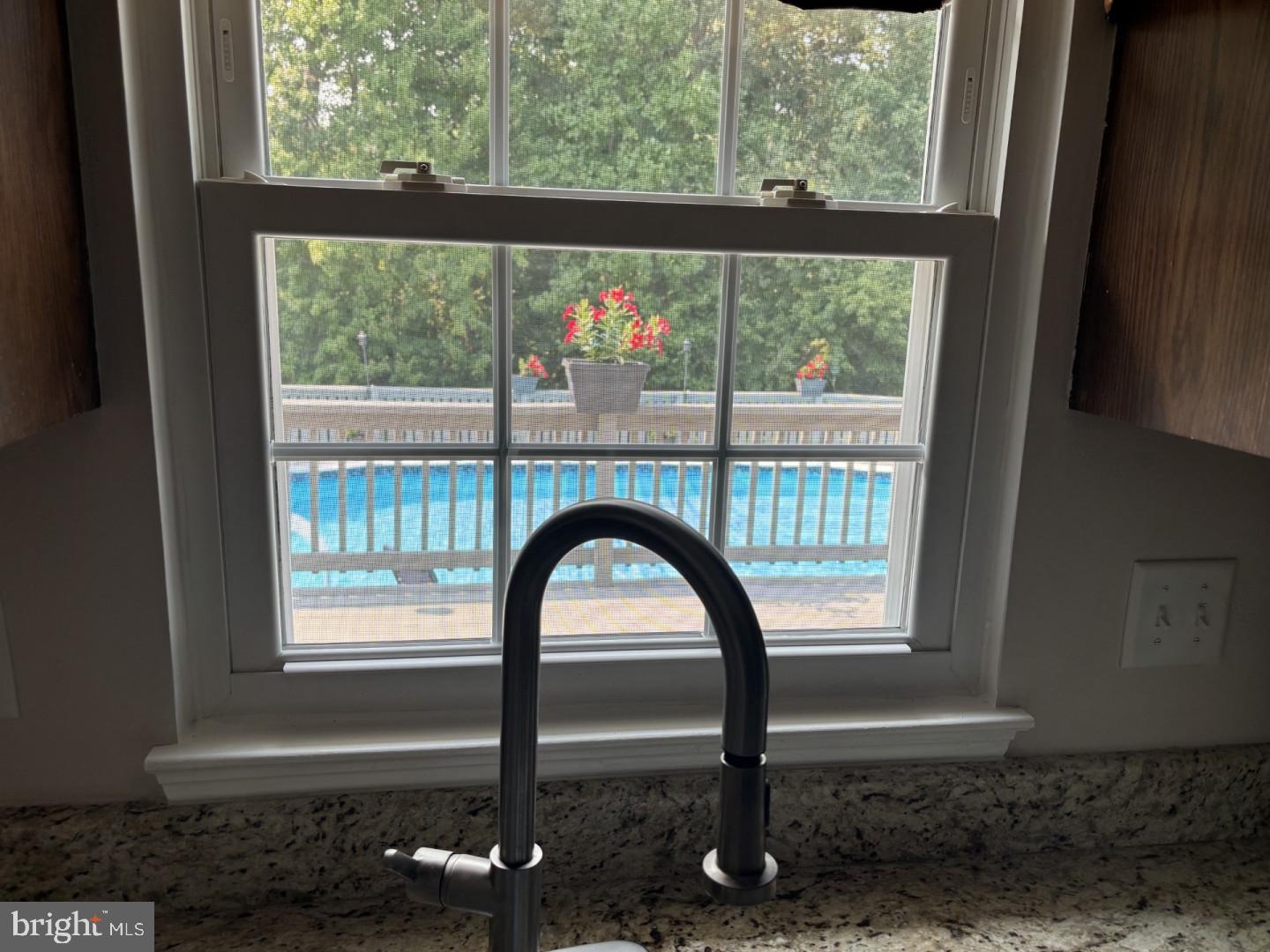 RIVERSIDE - Residential