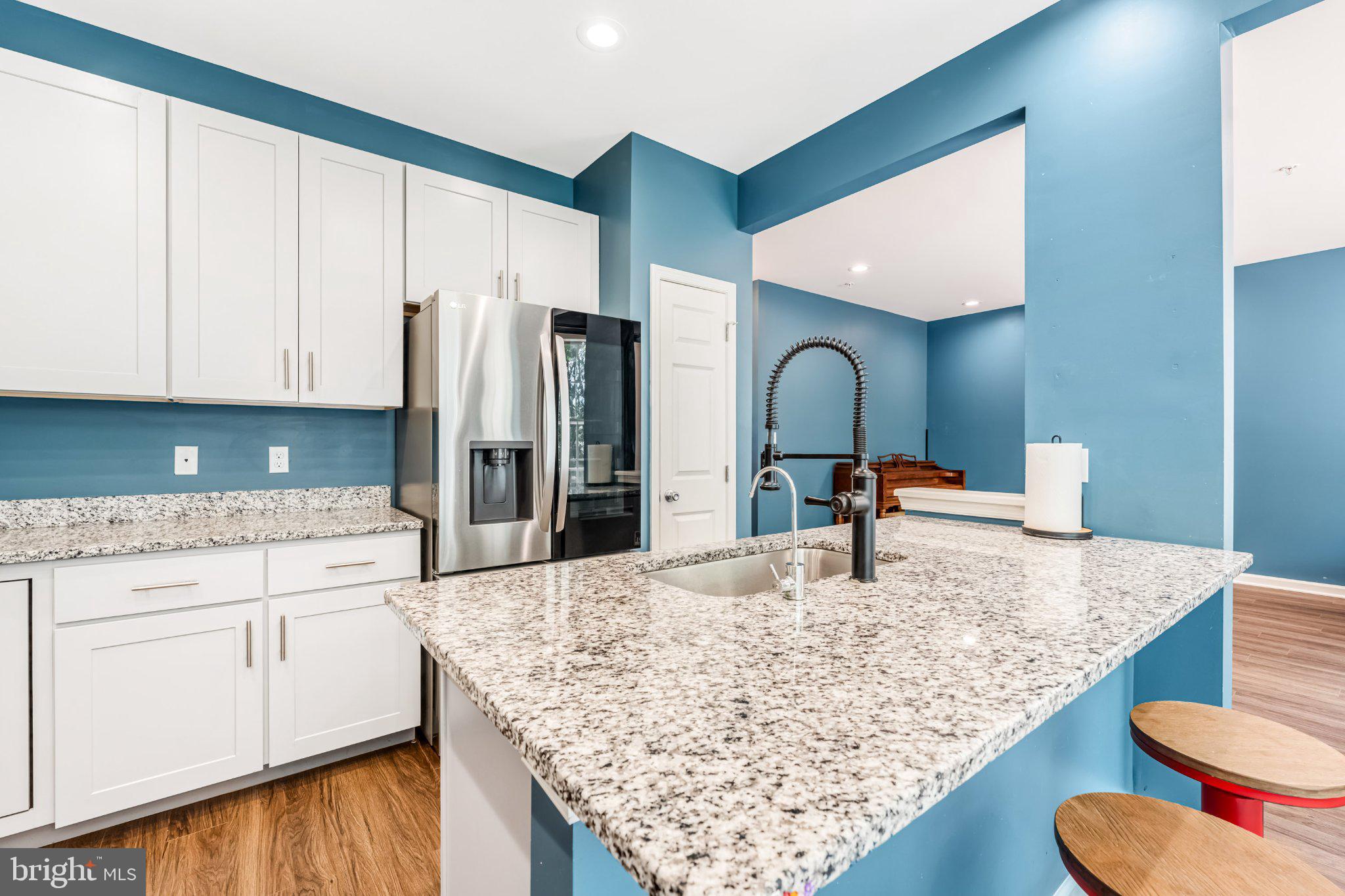 RIVERVIEW ESTATES - Residential