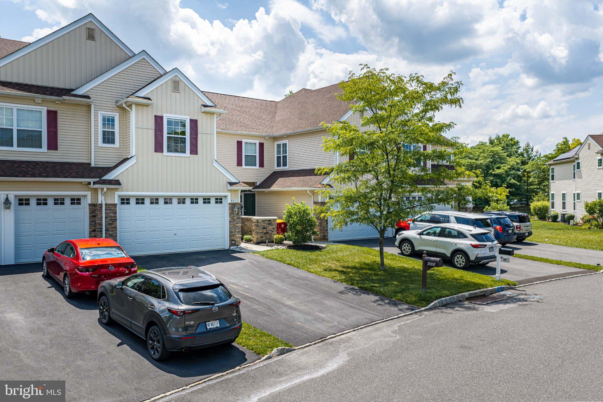 RIVERVIEW ESTATES - Residential