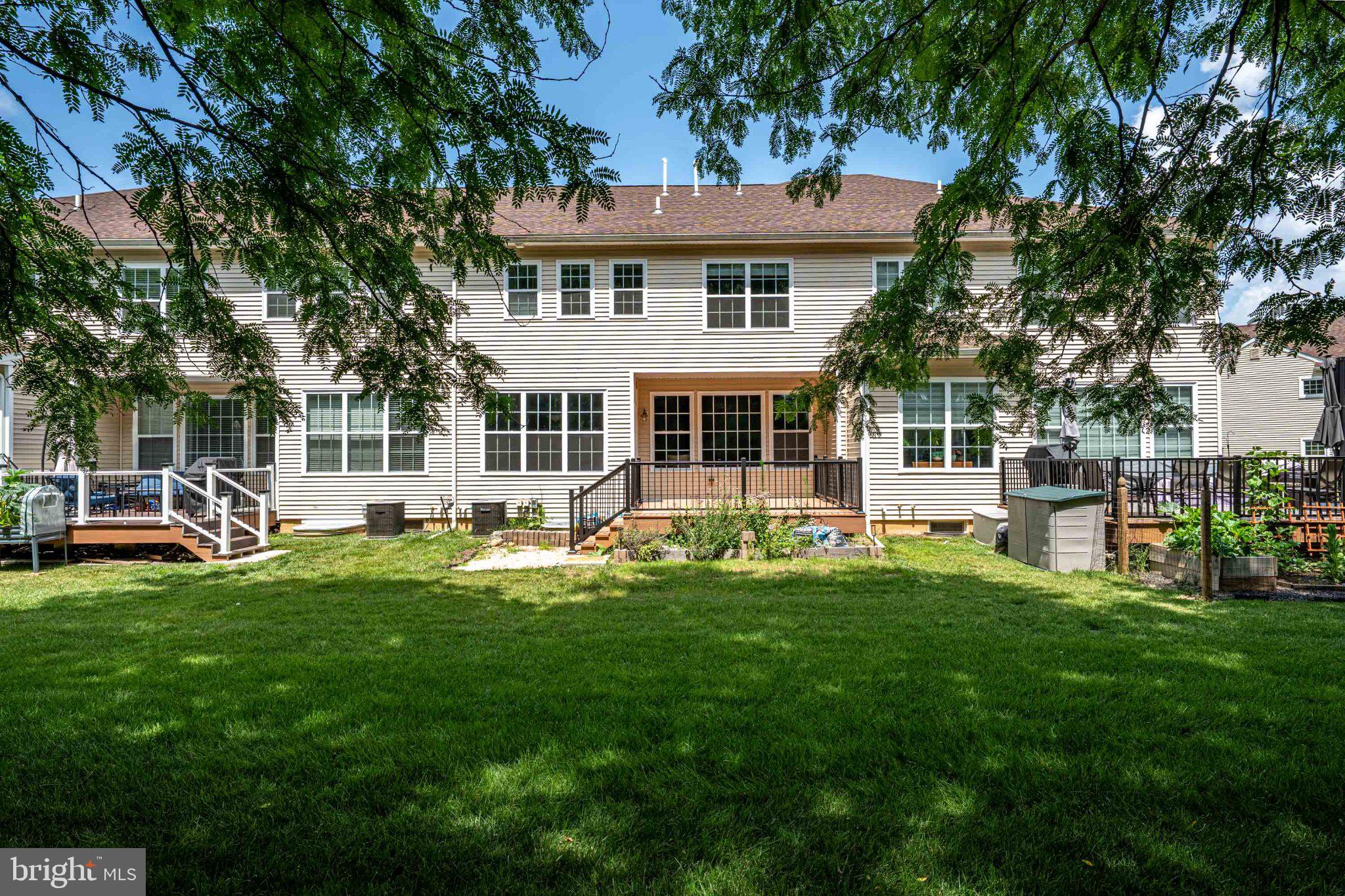 RIVERVIEW ESTATES - Residential