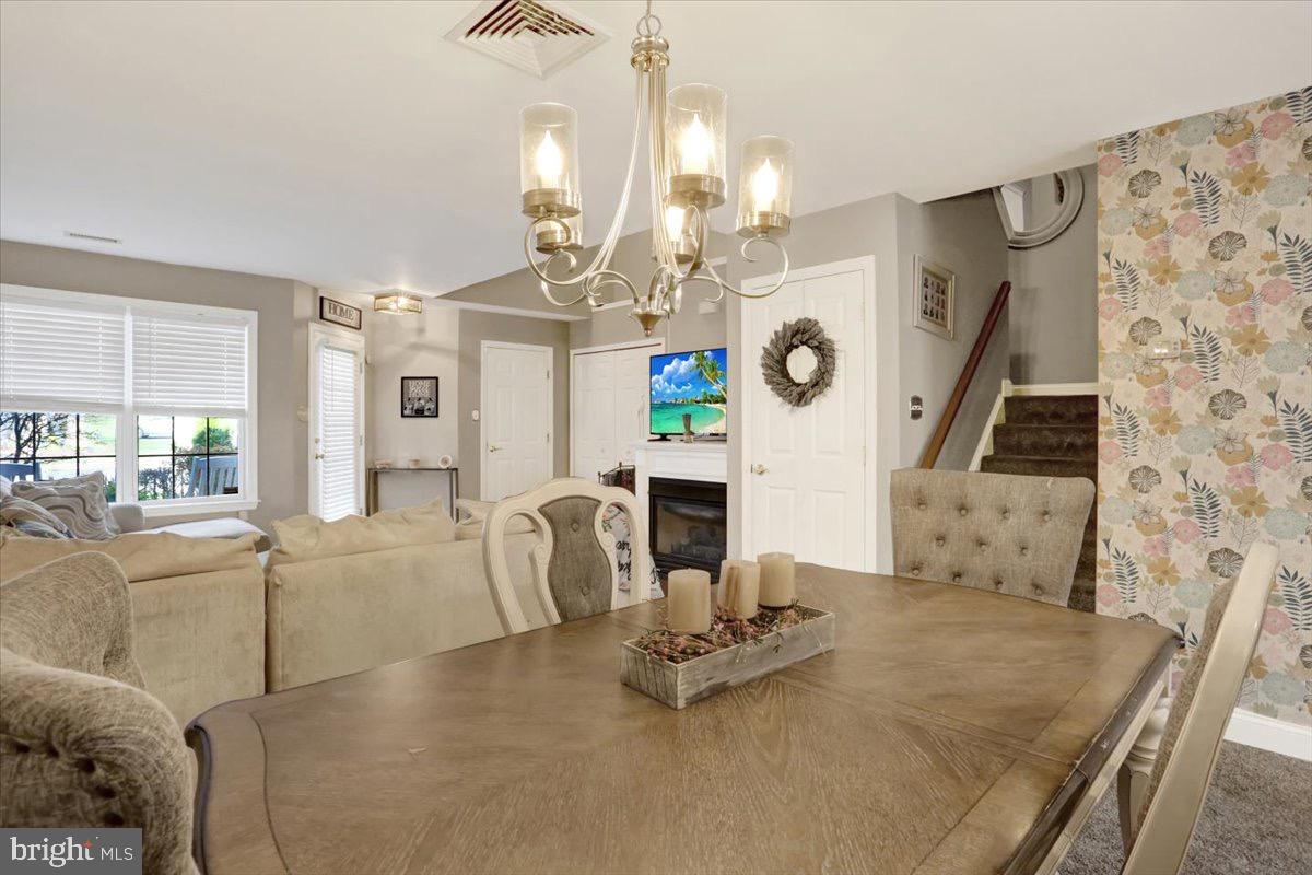OAK HILL - Residential